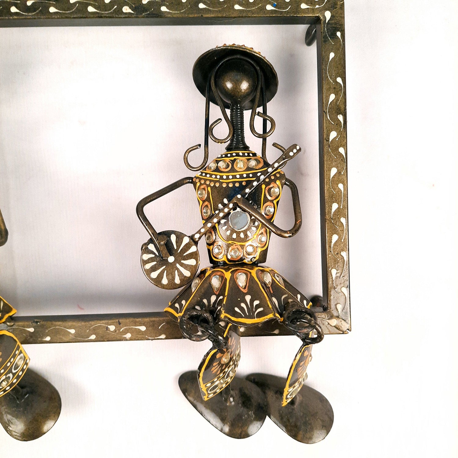 Drawing Room Decor | Wall Hanging Handmade Musician - 15 Inch-Apkamart