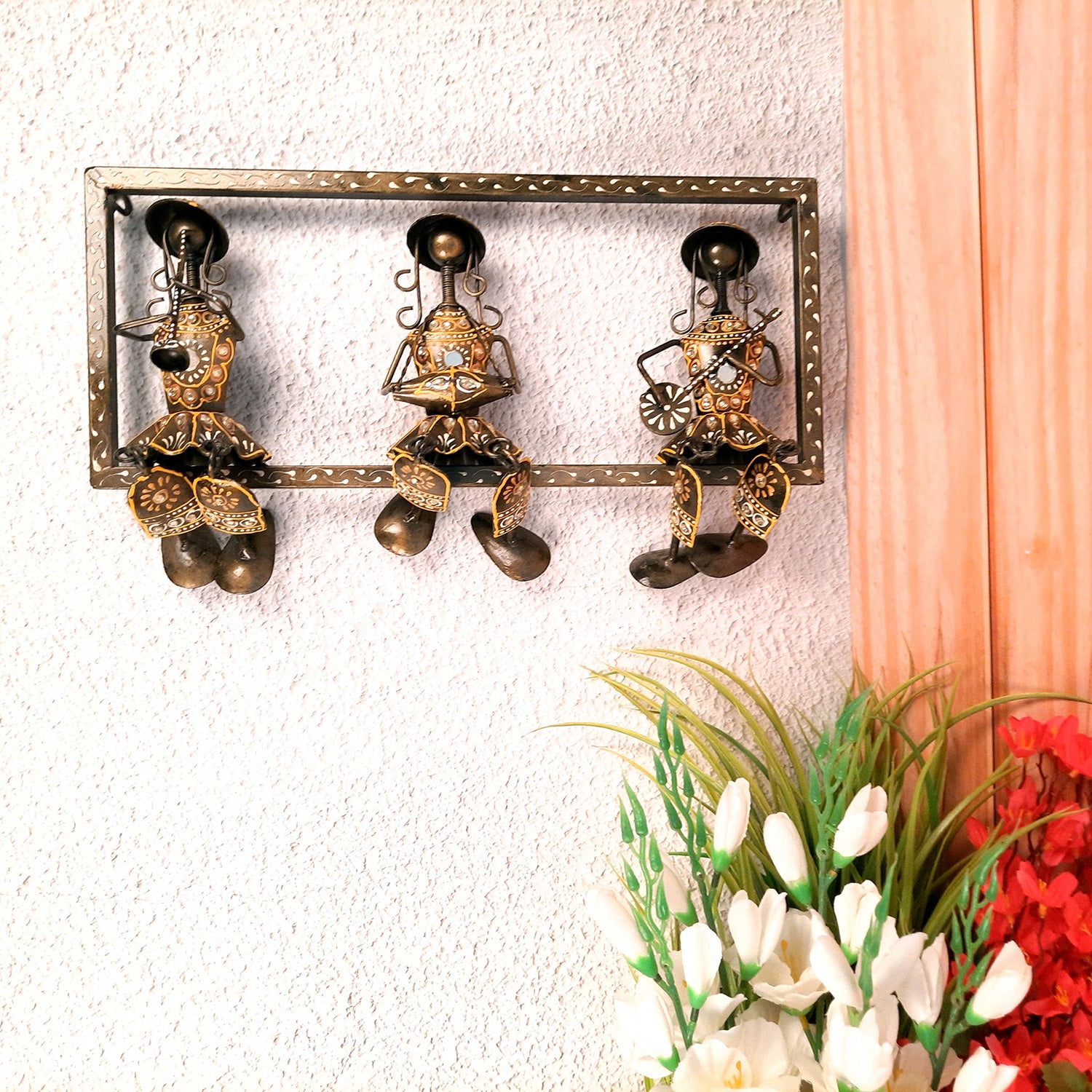 Drawing Room Decor | Wall Hanging Handmade Musician - 15 Inch-Apkamart