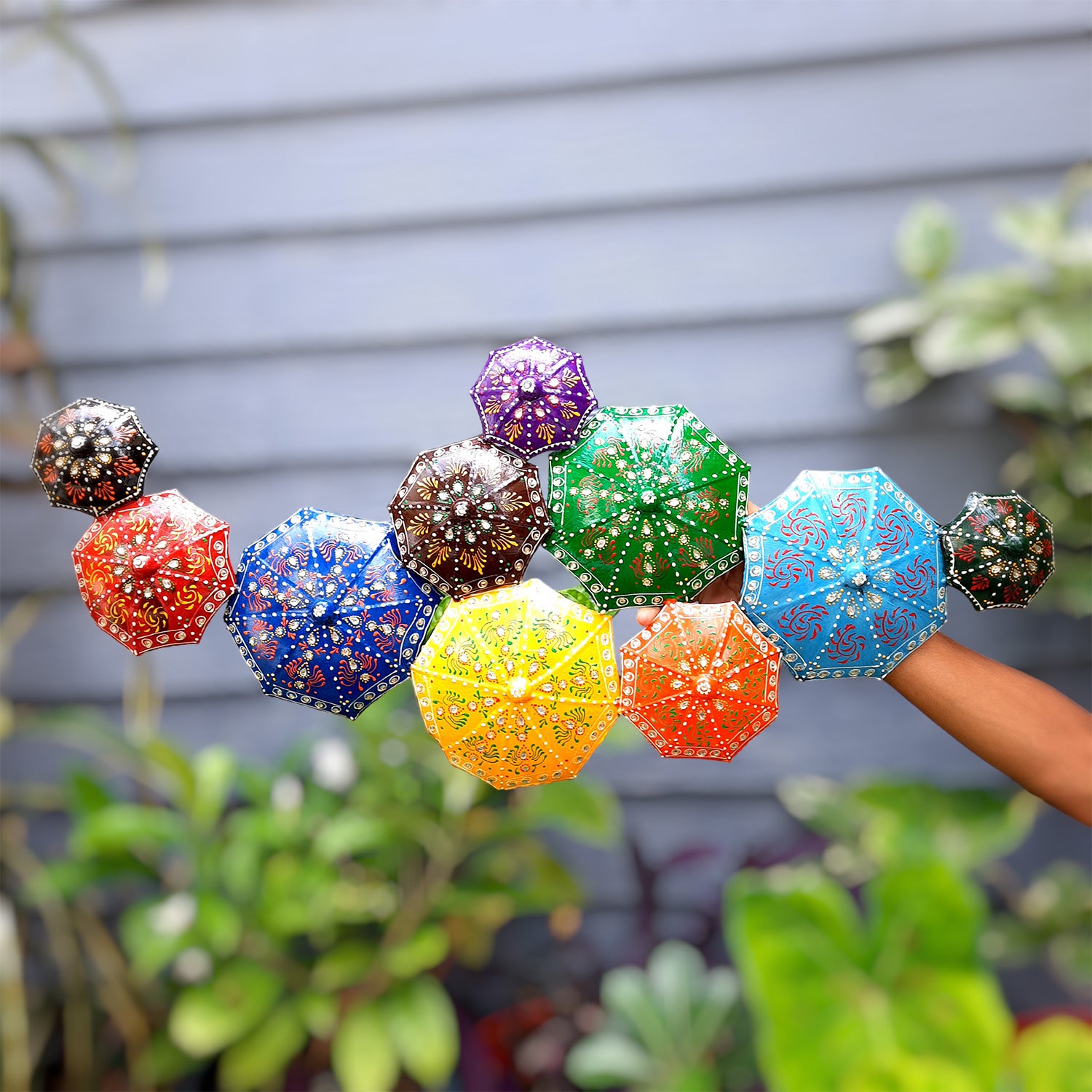 Metal Wall Art - Umbrella Design - For Living Room & Gifts - 32 Inch-Apkamart