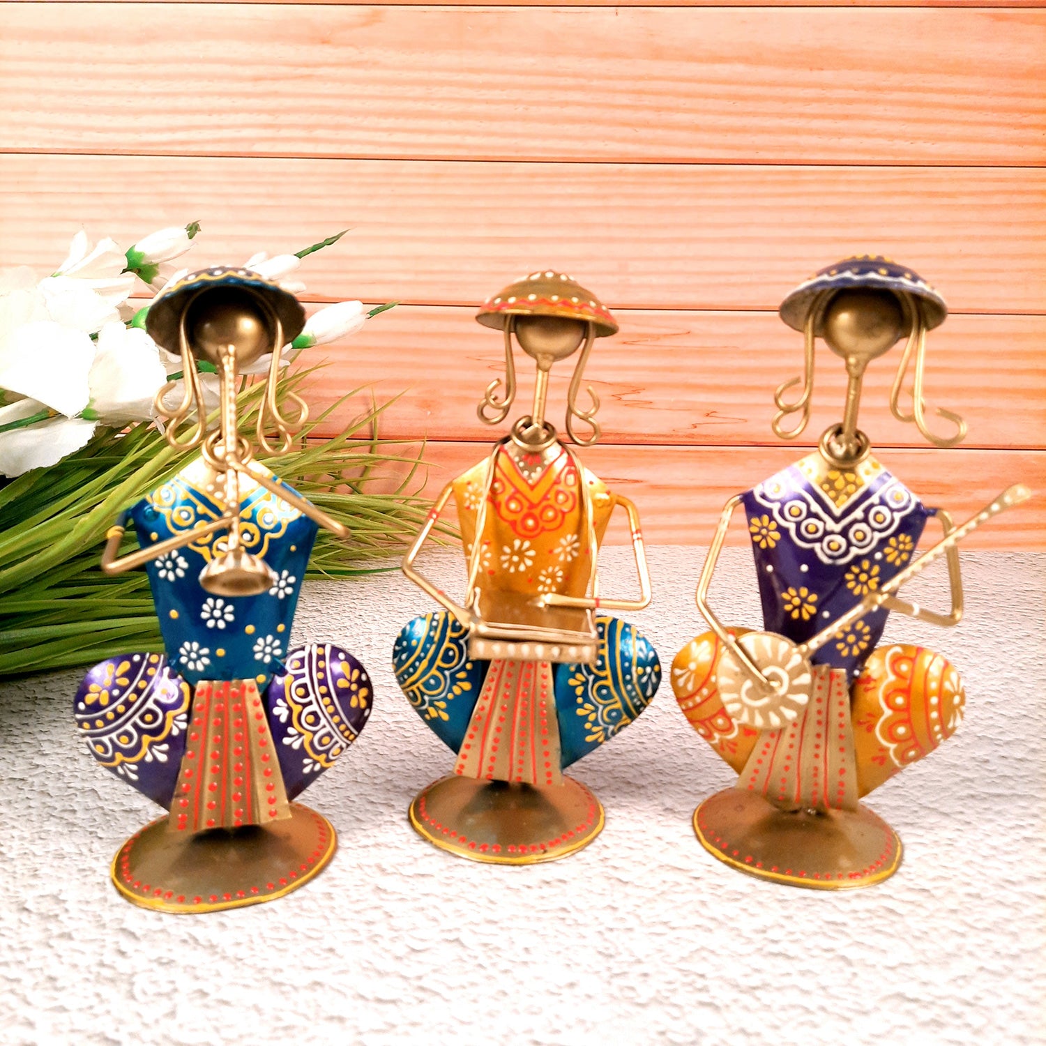 Decorative Musician-Human Figurines Table Decor - 9 Inch (Set of 3)-Apkamart #color_Golden