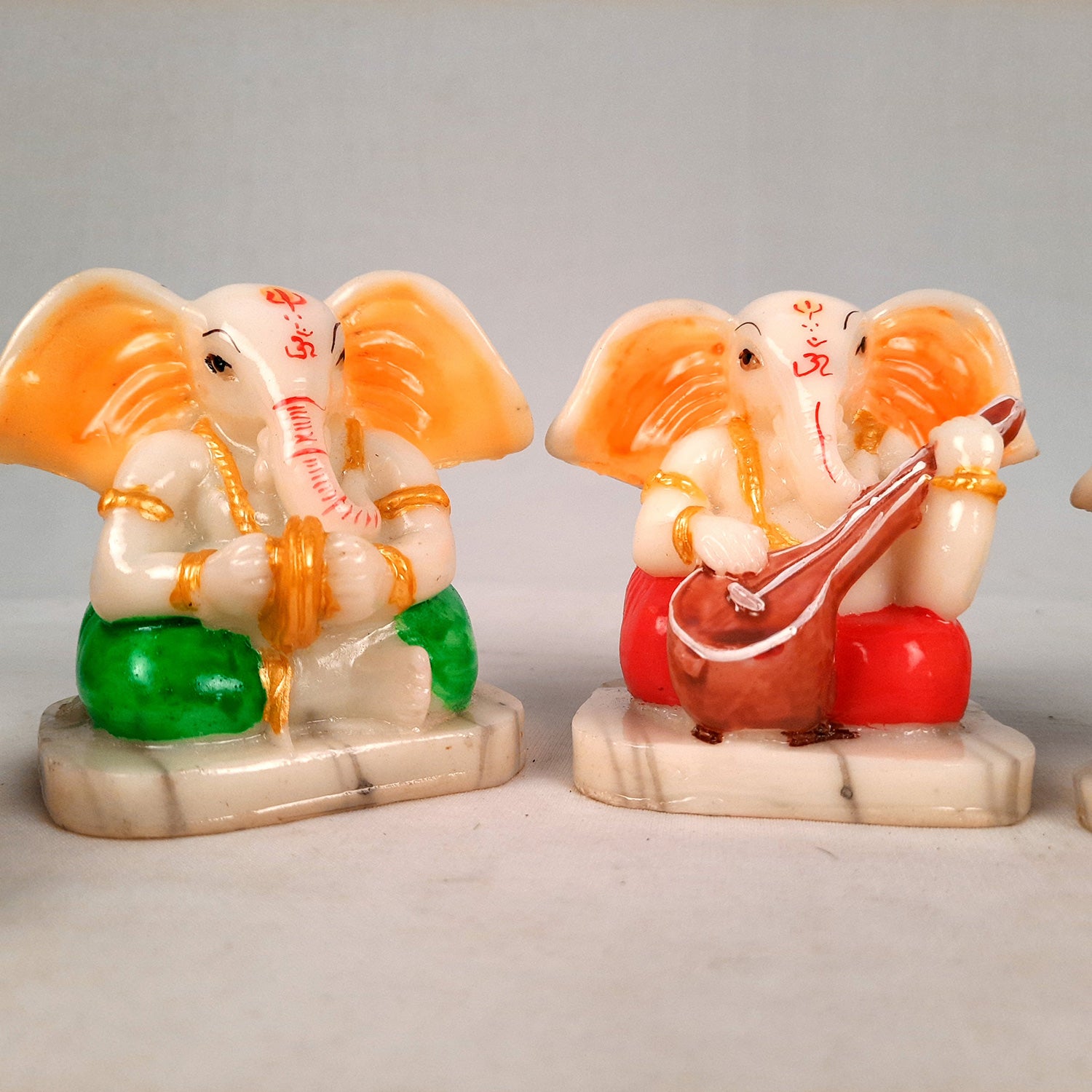 Ganesh Idol | Ganesha Statue - for Pooja, Home & Table Decor | Ganpati Murti for Office Desk, Car Dashboard - 4 Inch (Set of 5) - apkamart