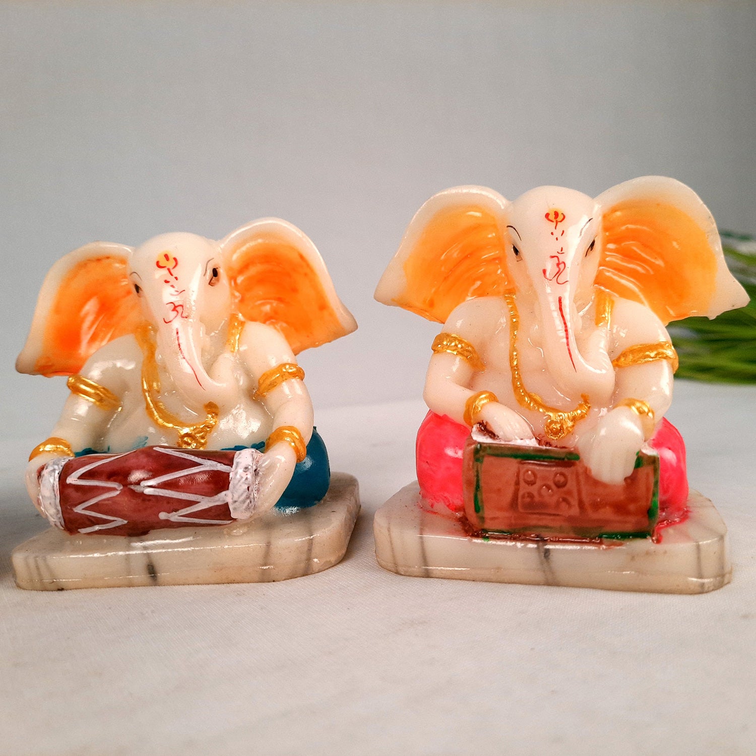 Ganesh Idol | Ganesha Statue - for Pooja, Home & Table Decor | Ganpati Murti for Office Desk, Car Dashboard - 4 Inch (Set of 5) - apkamart