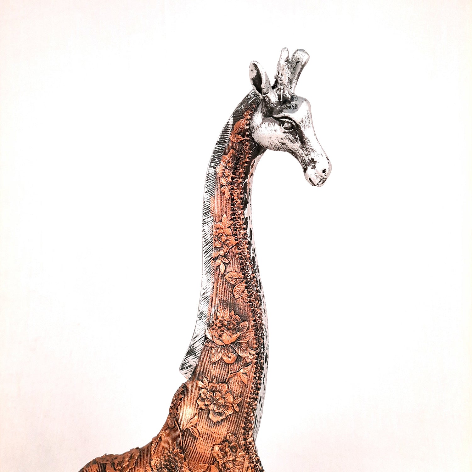 Giraffe Set Showpiece - For Home Decor & Gifts - 15 Inch (Set of 2)- Apkamart