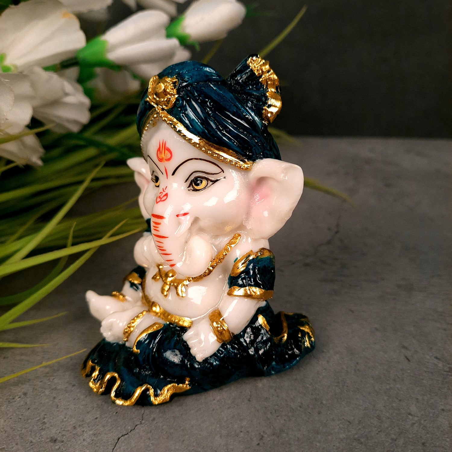 Ganpati Idol | Ganesha for Car Dashboard - 4 inch (Set of 3)- Apkamart