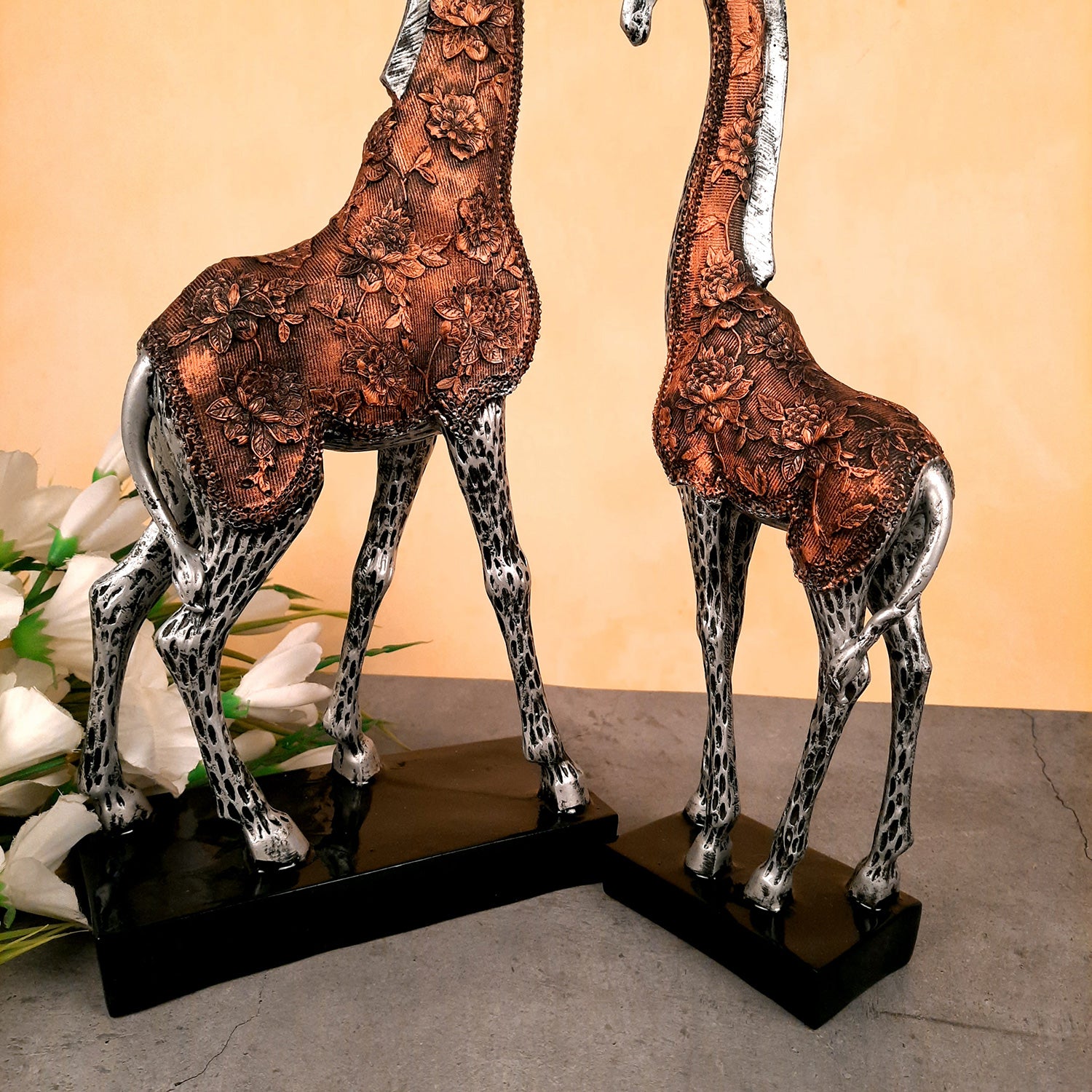 Giraffe Set Showpiece - For Home Decor & Gifts - 15 Inch (Set of 2)- Apkamart