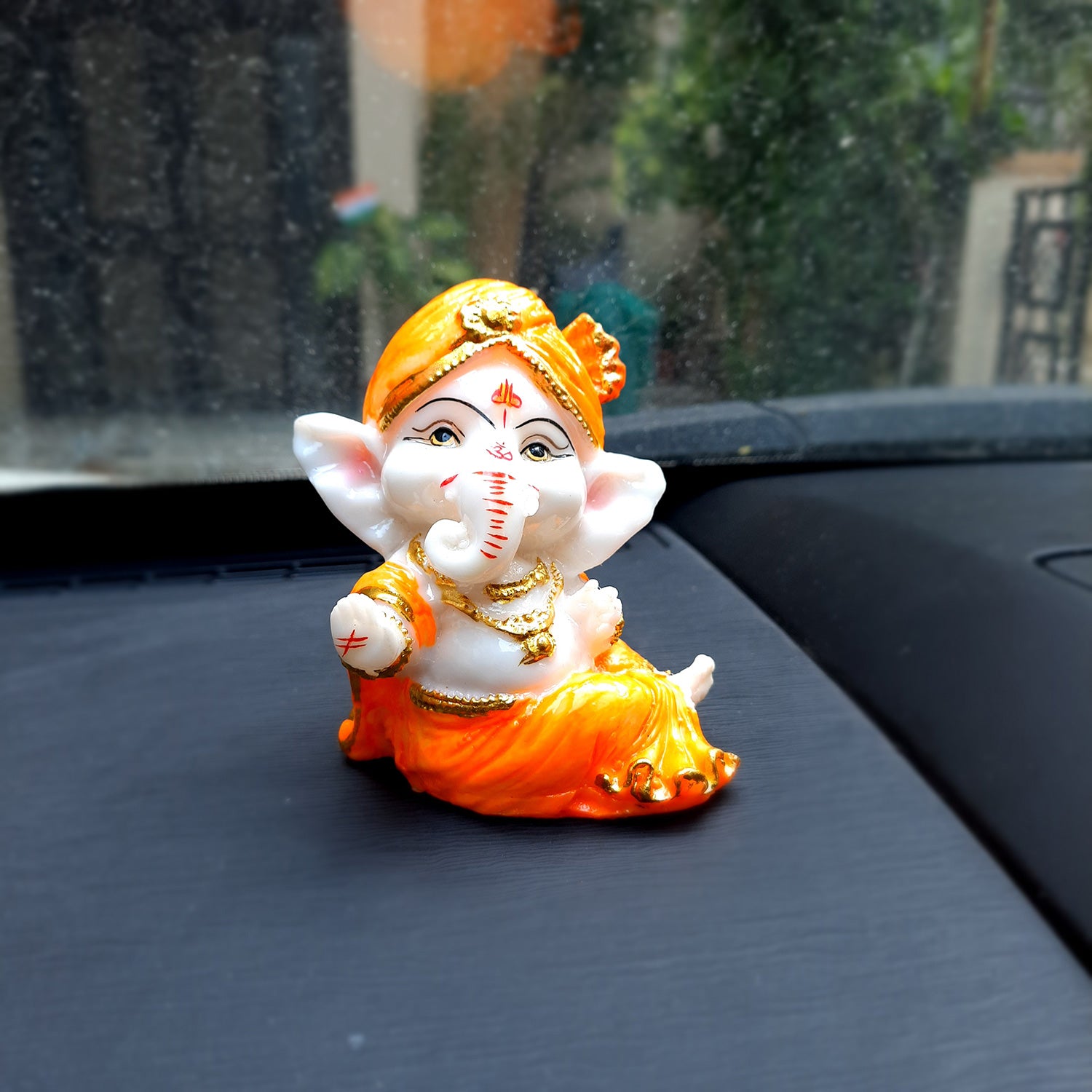 Ganpati Idol | Ganesha for Car Dashboard - 4 inch (Set of 3)- Apkamart