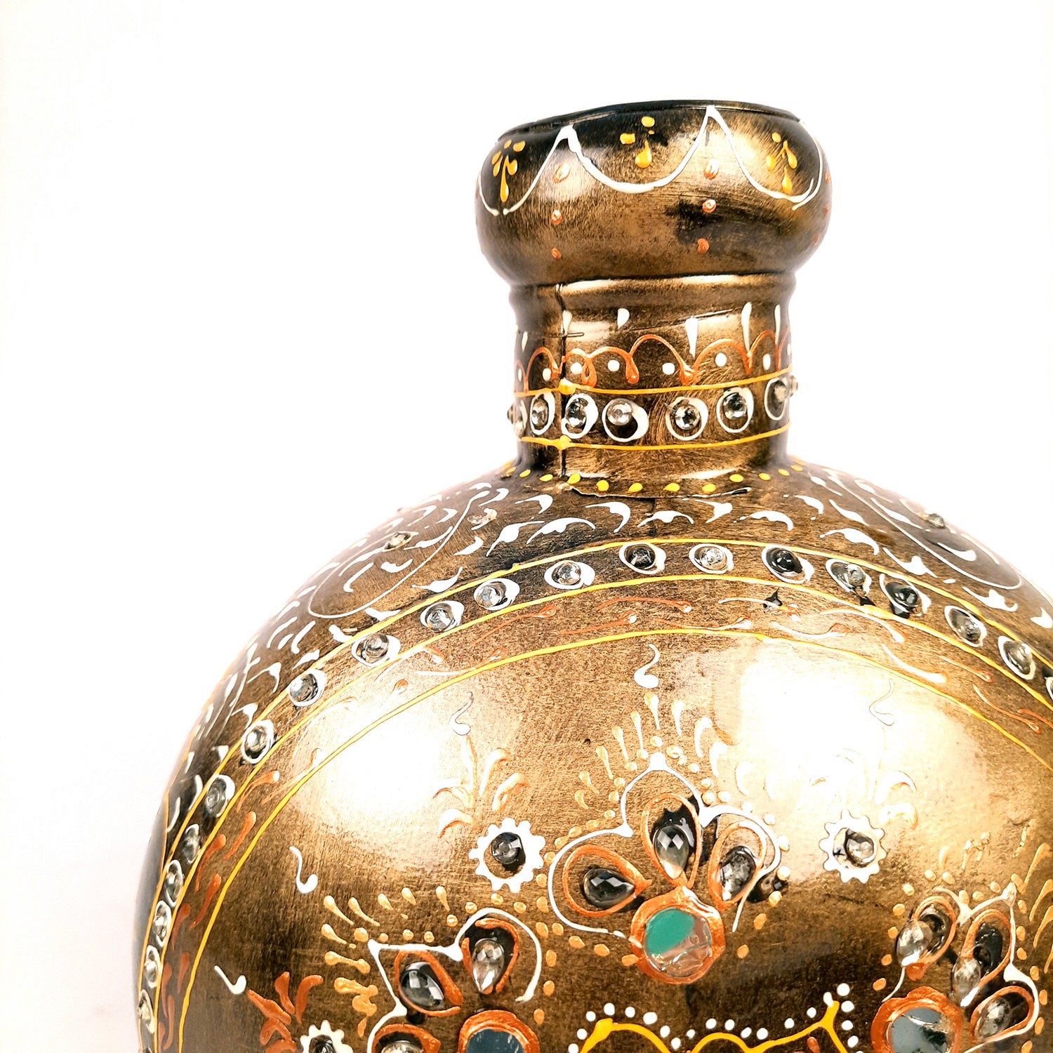 Urli Set | Decorative Basket | Multipurpose Bowl for Fruit, Keys, Jewelry & Home Decor | Handcrafted Metal Urli Bowl Set - 7 Inch (Set Of 2) - Apkamart #Style_Design 2