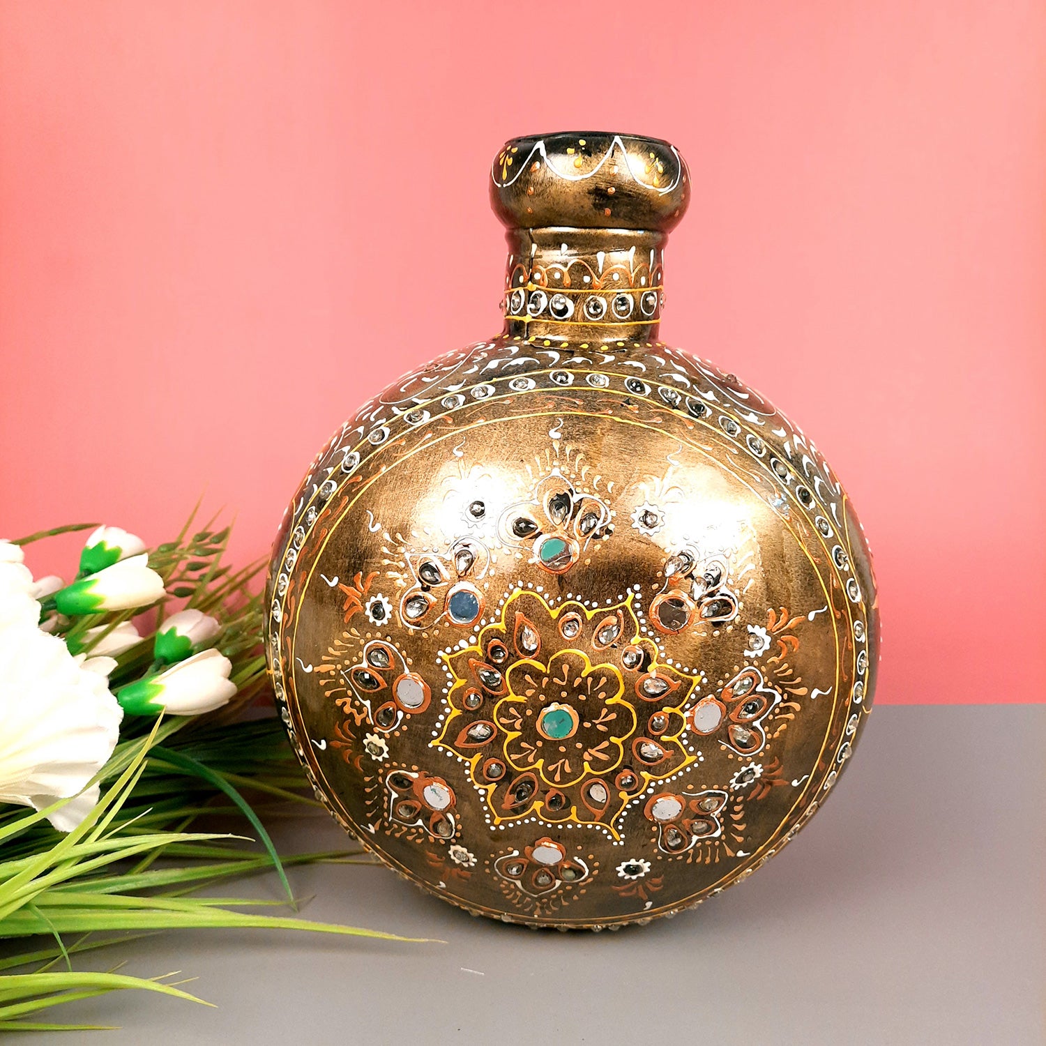 Urli Set | Decorative Basket | Multipurpose Bowl for Fruit, Keys, Jewelry & Home Decor | Handcrafted Metal Urli Bowl Set - 7 Inch (Set Of 2) - Apkamart #Style_Design 2