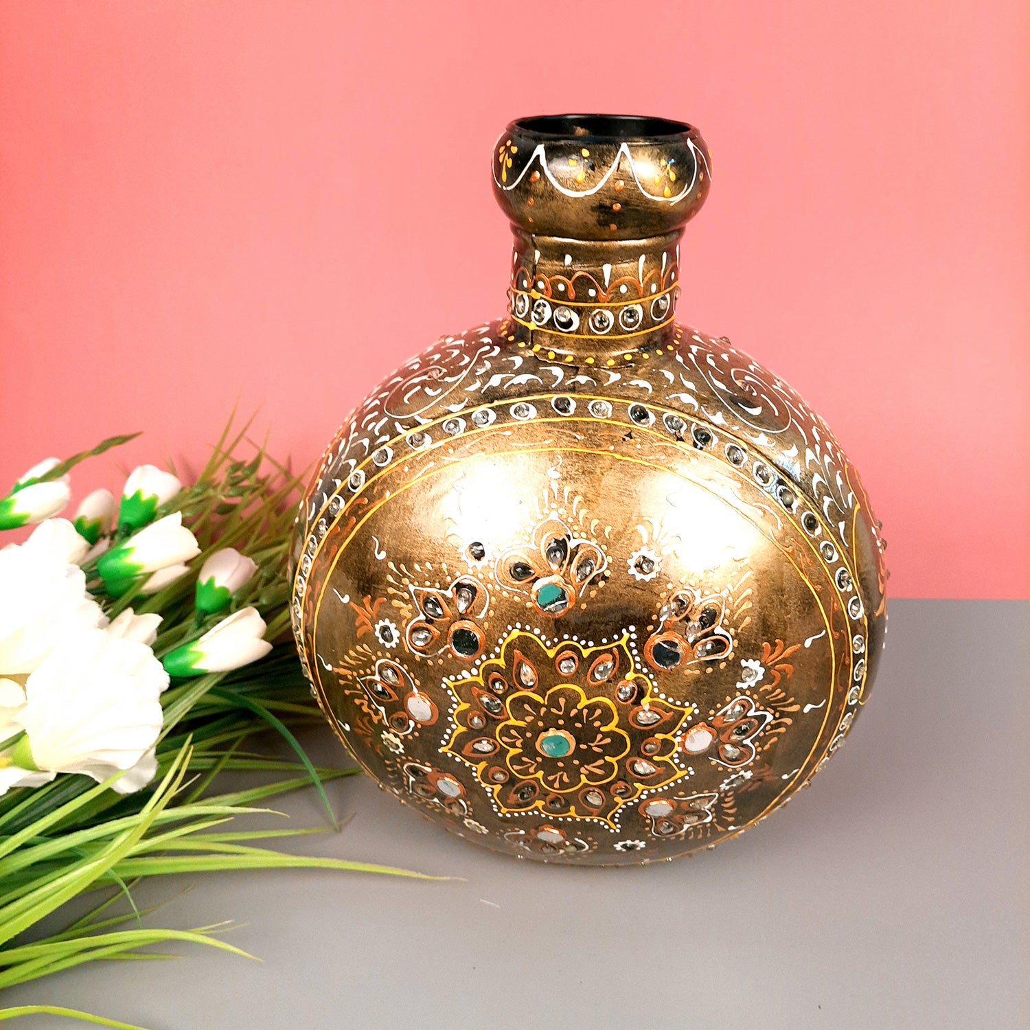 Urli Set | Decorative Basket | Multipurpose Bowl for Fruit, Keys, Jewelry & Home Decor | Handcrafted Metal Urli Bowl Set - 7 Inch (Set Of 2) - Apkamart #Style_Design 2