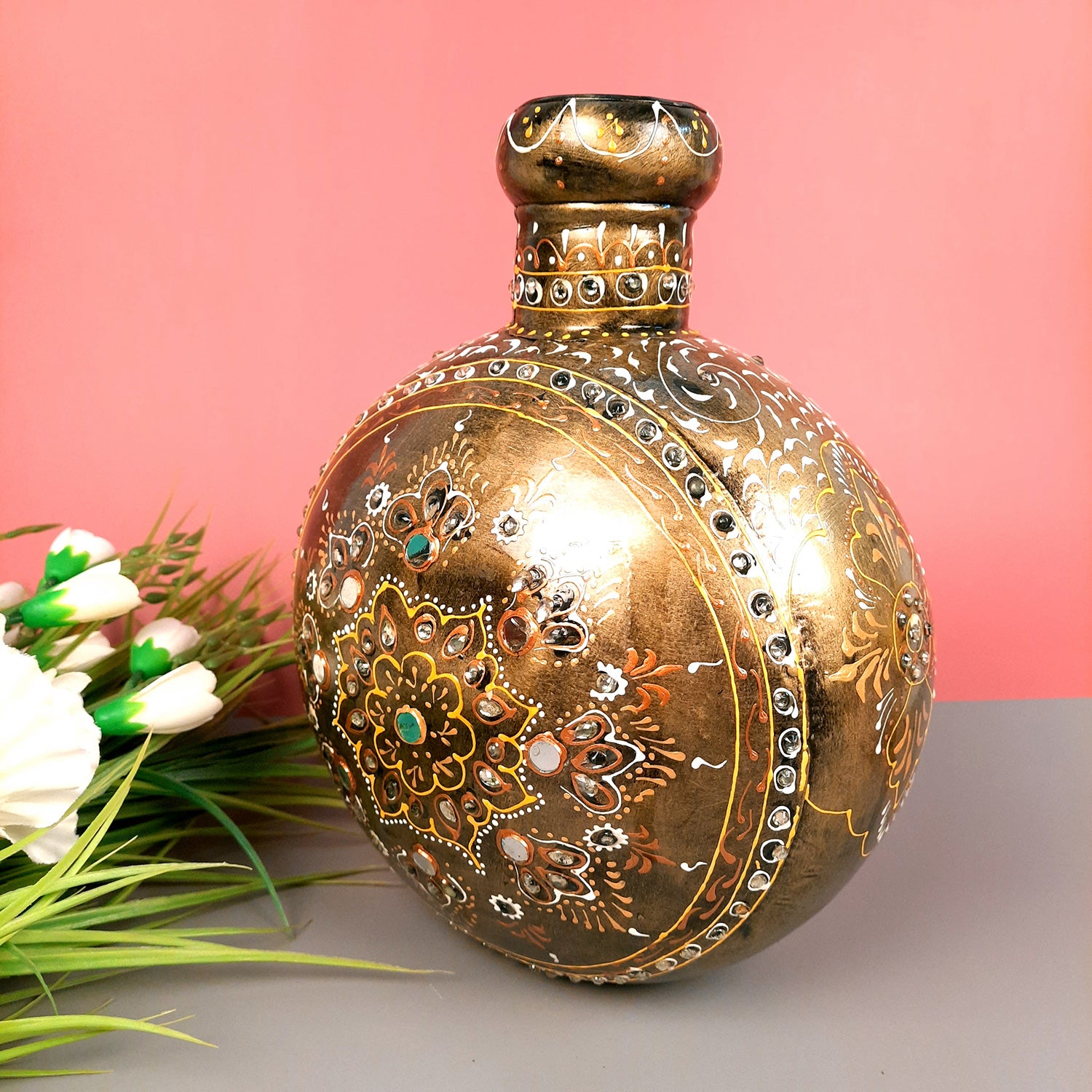 Urli Set | Decorative Basket | Multipurpose Bowl for Fruit, Keys, Jewelry & Home Decor | Handcrafted Metal Urli Bowl Set - 7 Inch (Set Of 2) - Apkamart #Style_Design 2