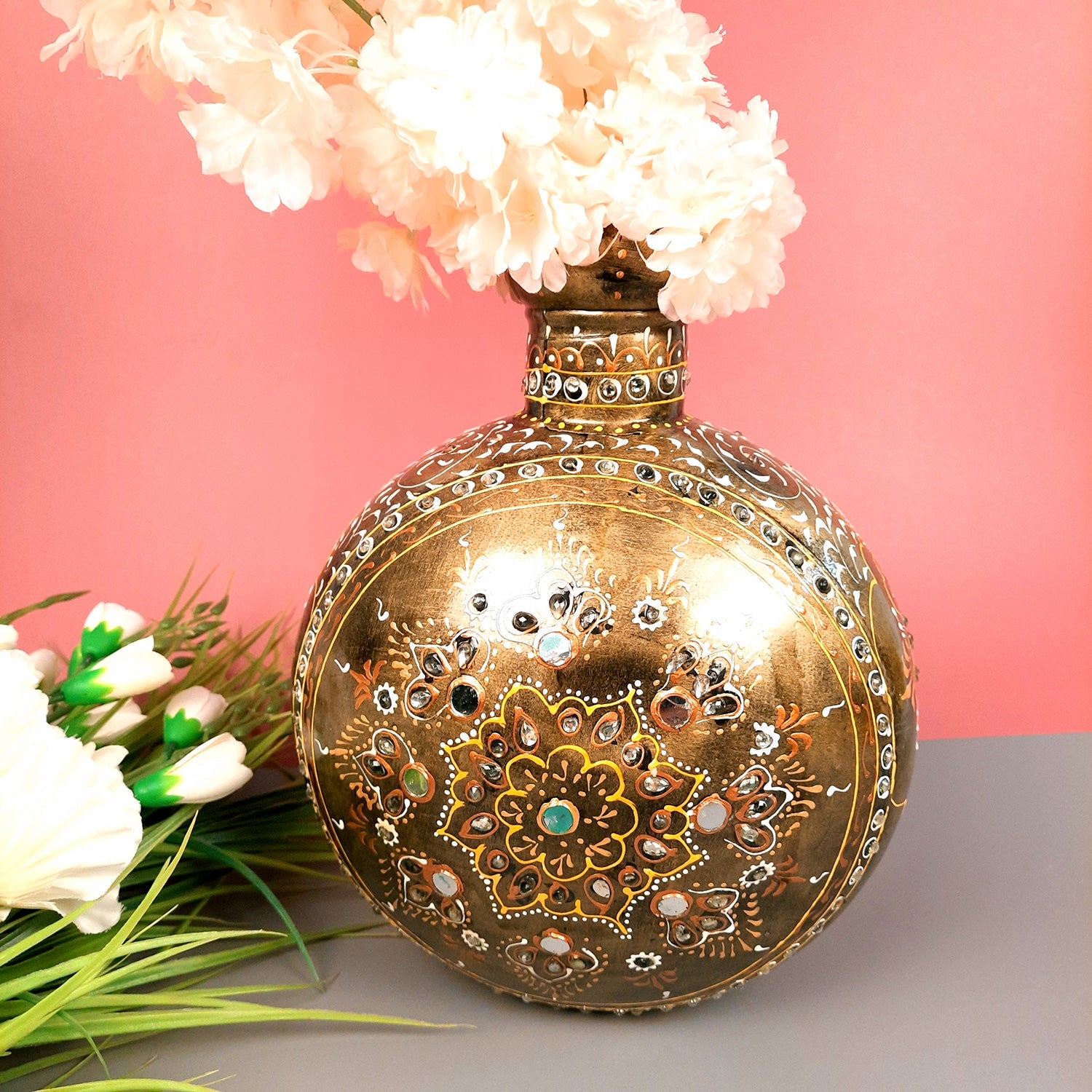 Urli Set | Decorative Basket | Multipurpose Bowl for Fruit, Keys, Jewelry & Home Decor | Handcrafted Metal Urli Bowl Set - 7 Inch (Set Of 2) - Apkamart #Style_Design 2