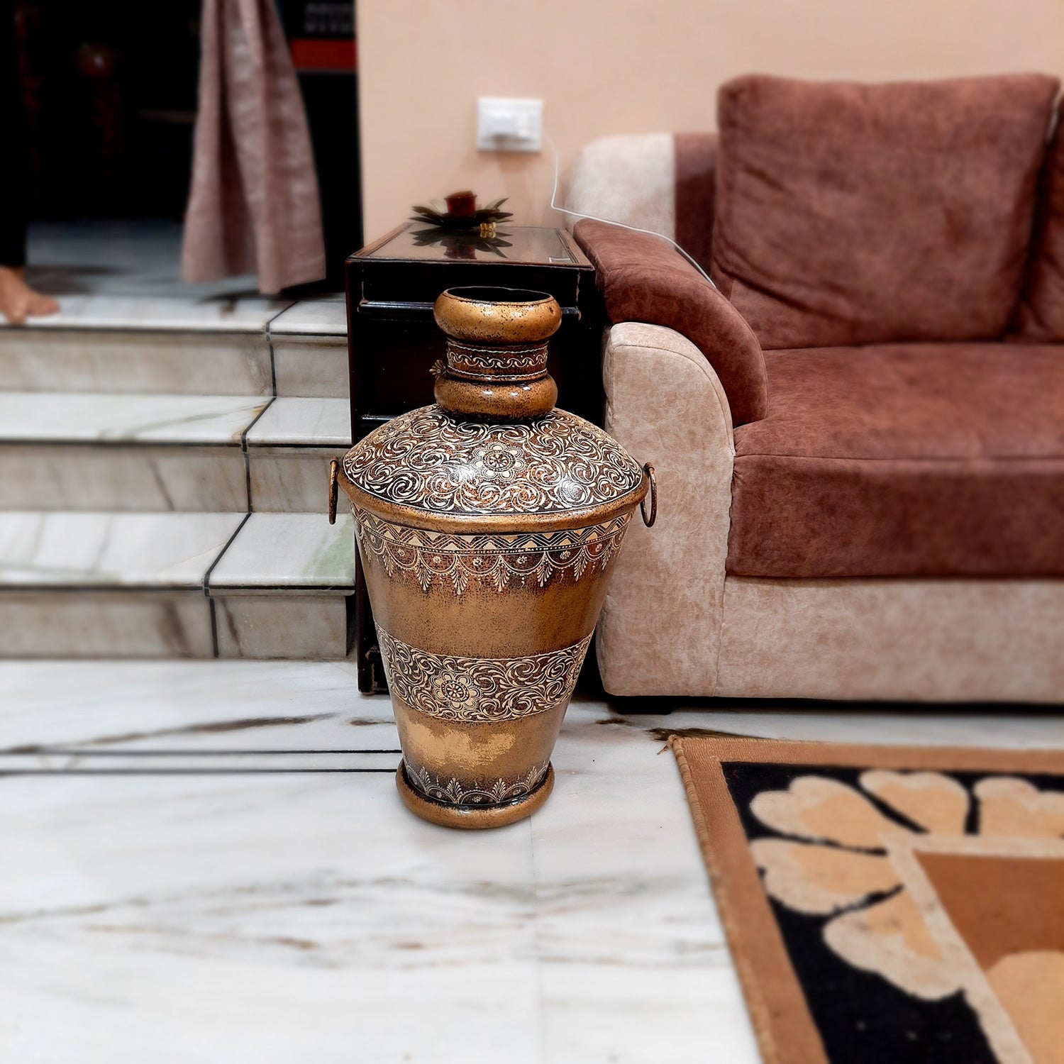 Big Flower Vase | Corner Metal Vase | Long Vases - For Home Decor, Living Room, Entrance, Hallway & Gifts - 25 Inch - Apkamart