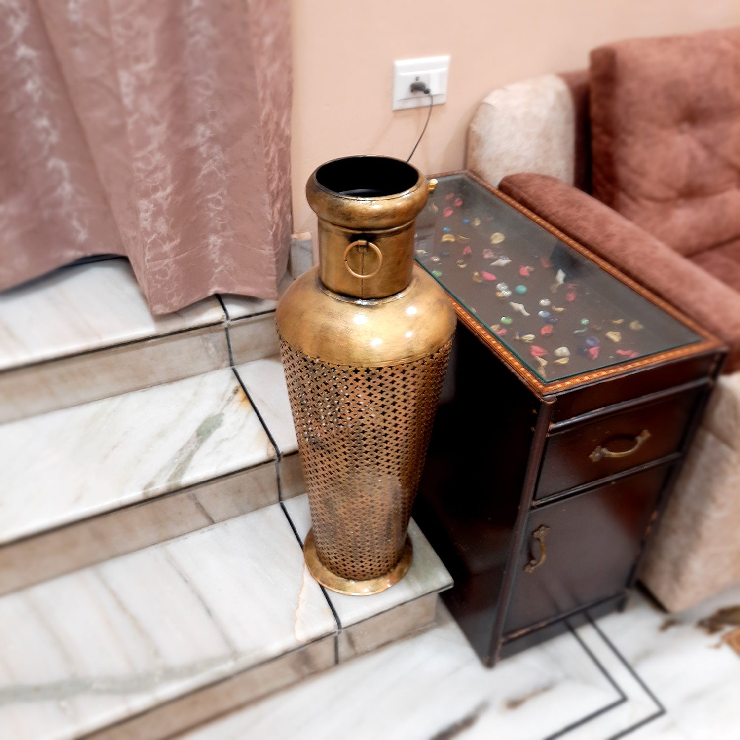 Vintage Vase With LED Light | Antique Vase Showpiece - for Living Room, Home, Corner Decor & Gift - 28 Inch - Apkamart