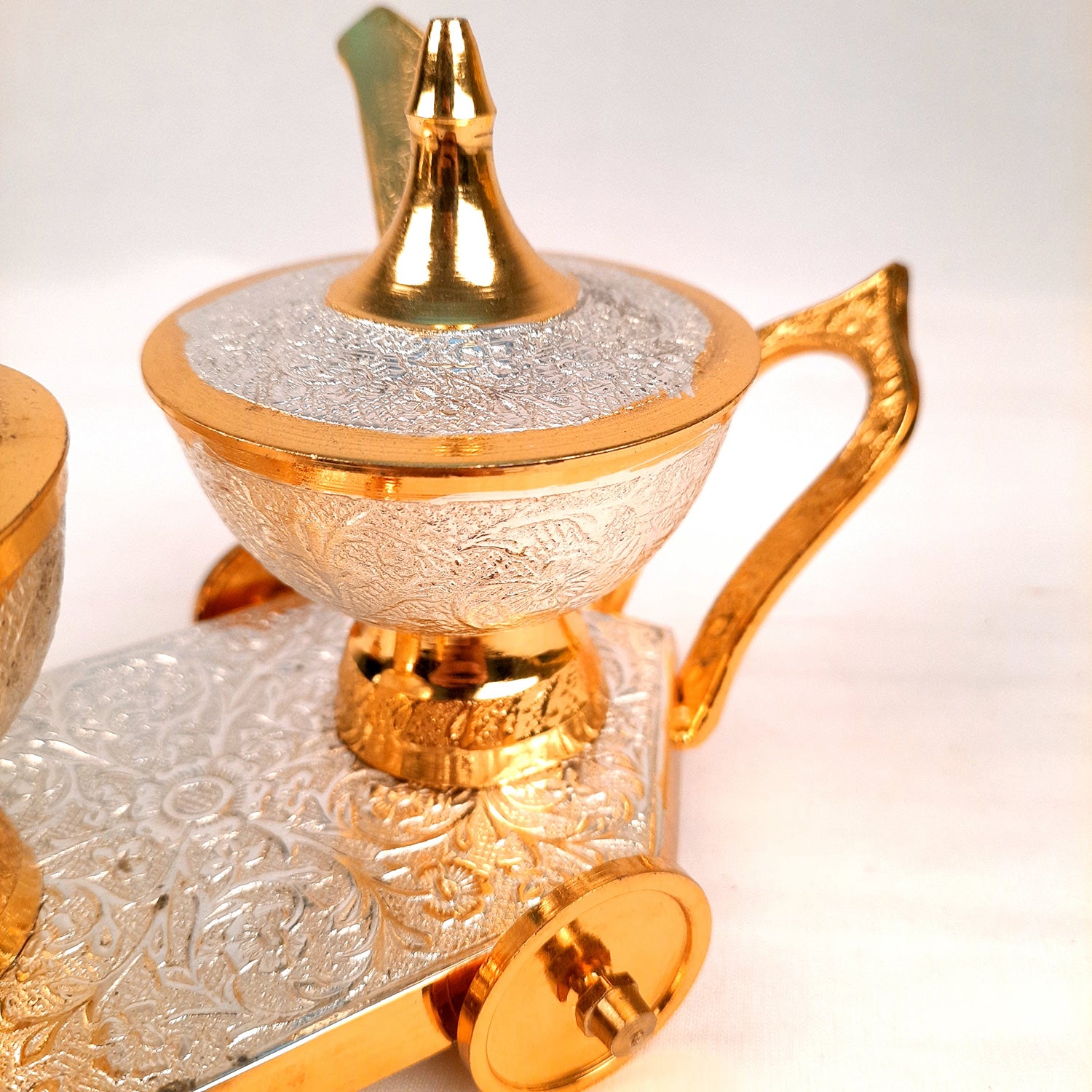 Dry Fruit Serving Bowls With Trolley | Mukhwas Bowl With Cart - For Dry Fruit, Chocolates, Mouth Freshener | Wedding & Diwali Gift Set - (LxH - 9x5 Inch) - Apkamart