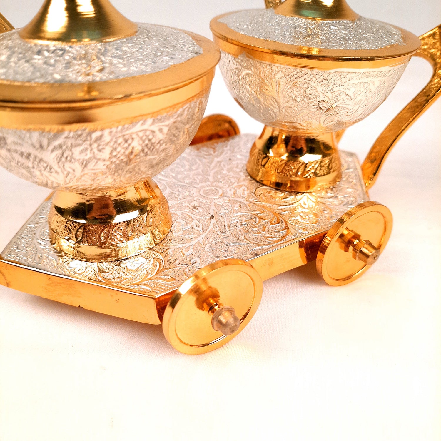 Dry Fruit Serving Bowls With Trolley | Mukhwas Bowl With Cart - For Dry Fruit, Chocolates, Mouth Freshener | Wedding & Diwali Gift Set - (LxH - 9x5 Inch) - Apkamart