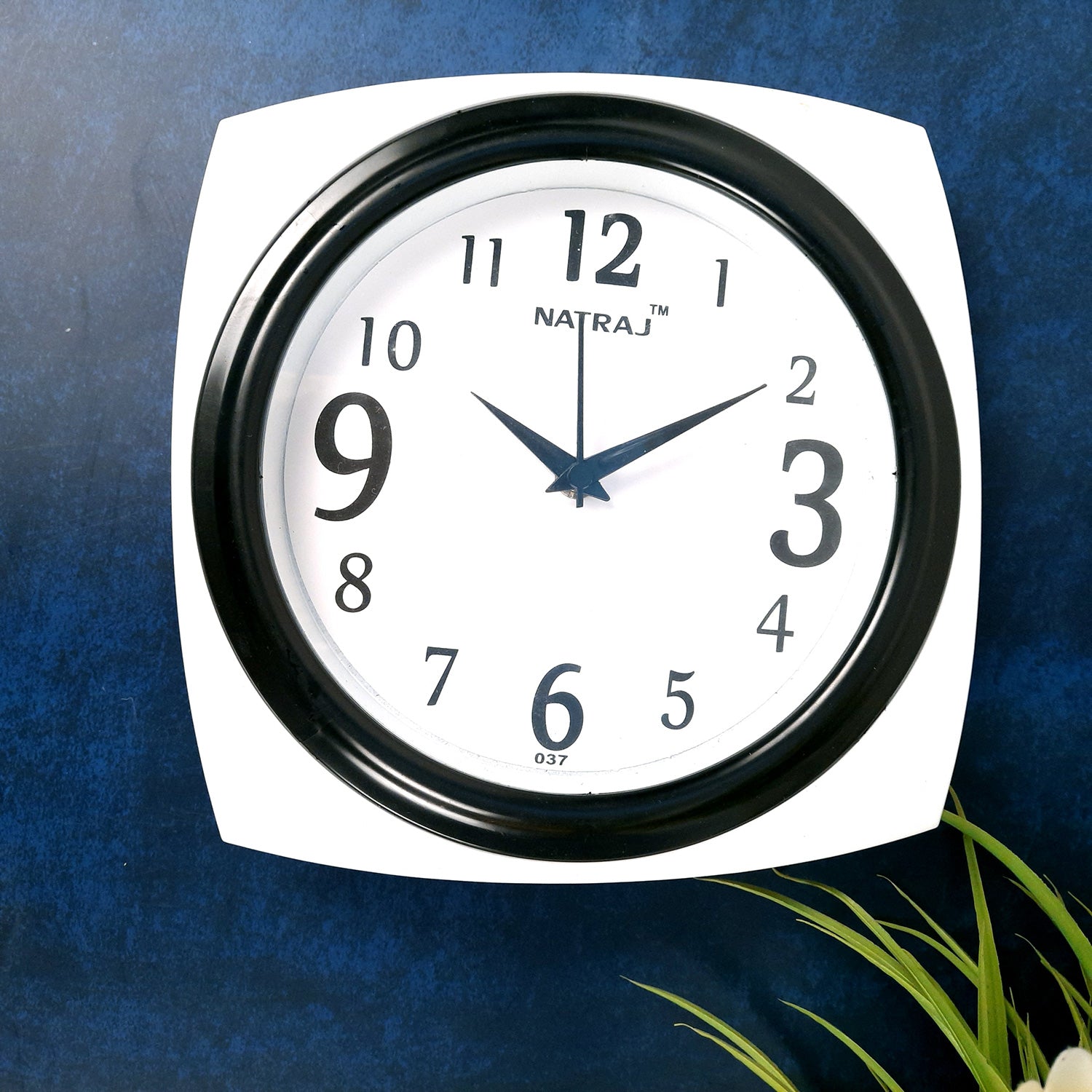 Wall Clock | Stylish Square Clock Wall Mount - For Home, Living Room, Bedroom, Office & Hall Decoration & Gifts - Apkamart