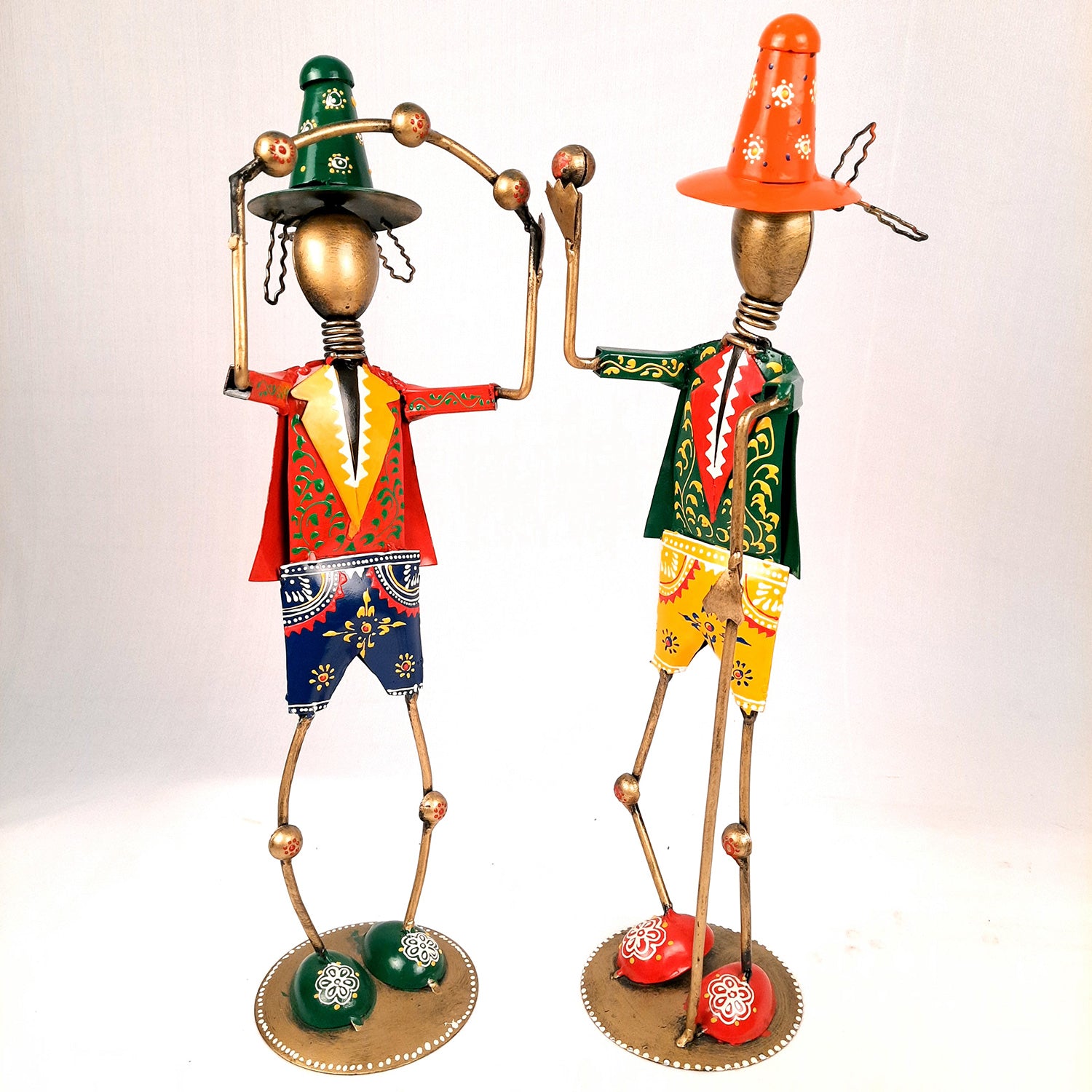 Showpiece - Circus Joker Juggling Balls Design | Decorative Figurines - For Home, Table, Living Room & TV Unit | Show Piece For Office Desk & Gifts- 18 Inch - Apkamart #Style_Design 1 - Pack of 2