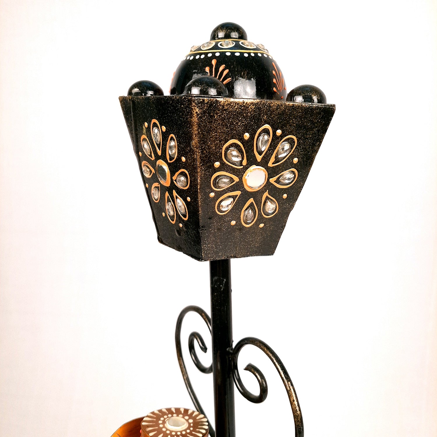 Showpiece Set - Musician Playing Musical Instrument Under Lamp Post | Handicraft Figurines With Kundan Work - For Table, Living Room, Bedroom & TV Unit | Big Show Piece For Office Desk & Gifts- 22 Inch (Set of 2) - apkamart