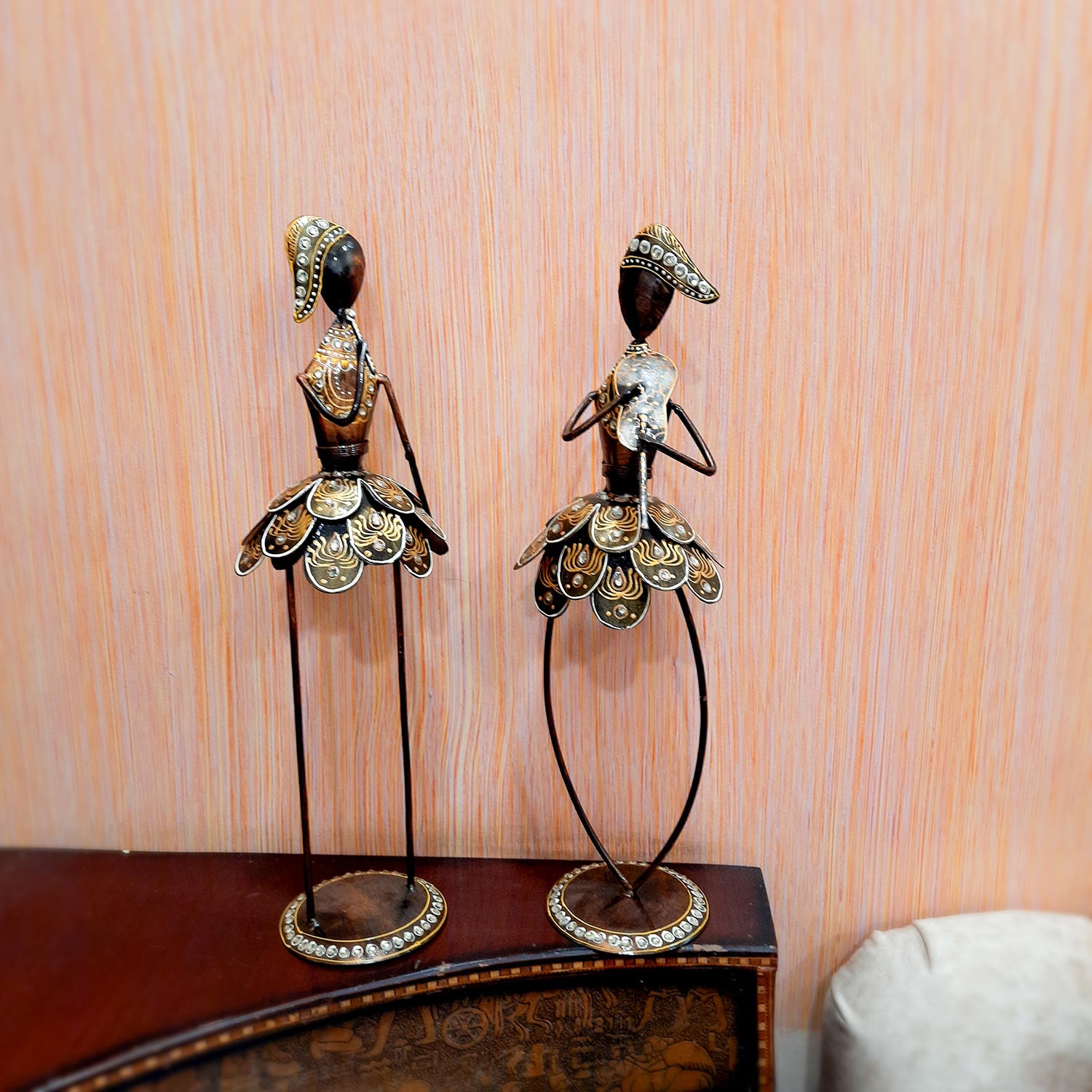 Showpiece Figurine - Muscian Singing & Playing Violin Design | Decorative Long Show pieces With Golden & Kundan Work | Artifacts for Home, Table, Living Room, TV Unit & Bedroom Decor & Gifts- 19 Inch (Set of 2) - Apkamart