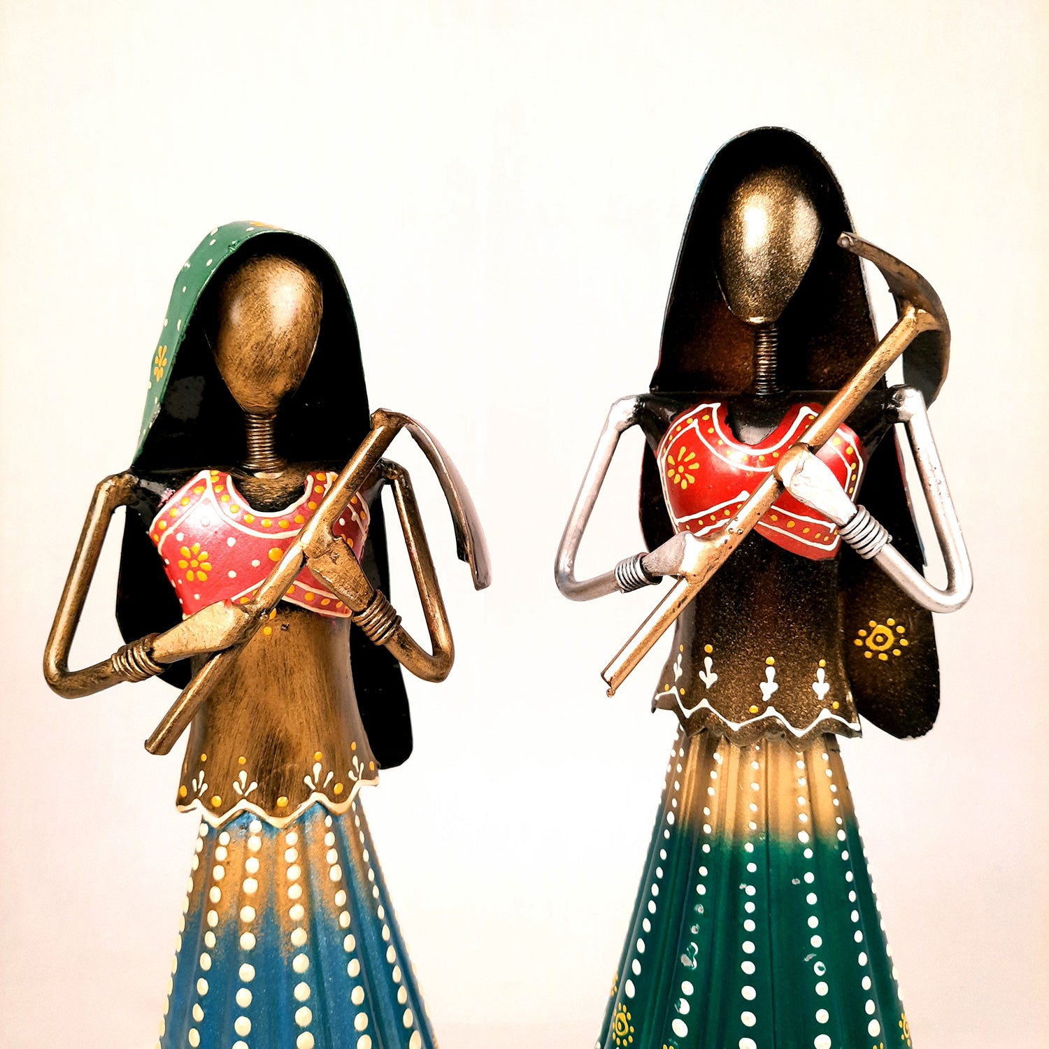 Showpiece Village Worker Ladies | Artifacts for Home, Table, Living Room, TV Unit & Bedroom Decor | Decorative Show piece for Office Desk & Gifts - 15 Inch (Set of 2) - Apkamart