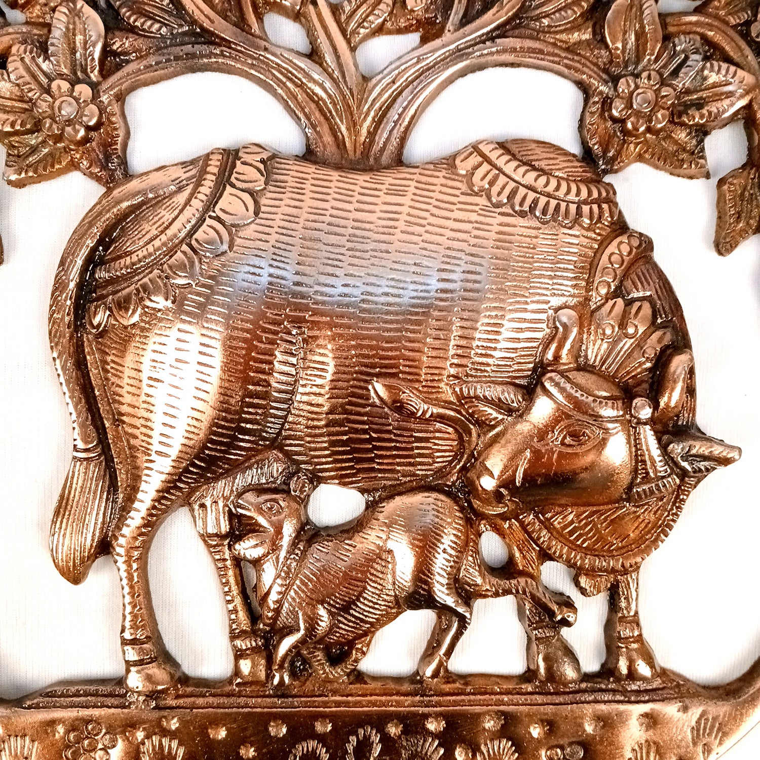 Kamdhenu Cow with Calf Wall Hanging | Mother Cow Feeding Calf - for Home, Living Room, Office, Puja Decor | Gift For Expecting Mothers - 13 Inch - Apkamart