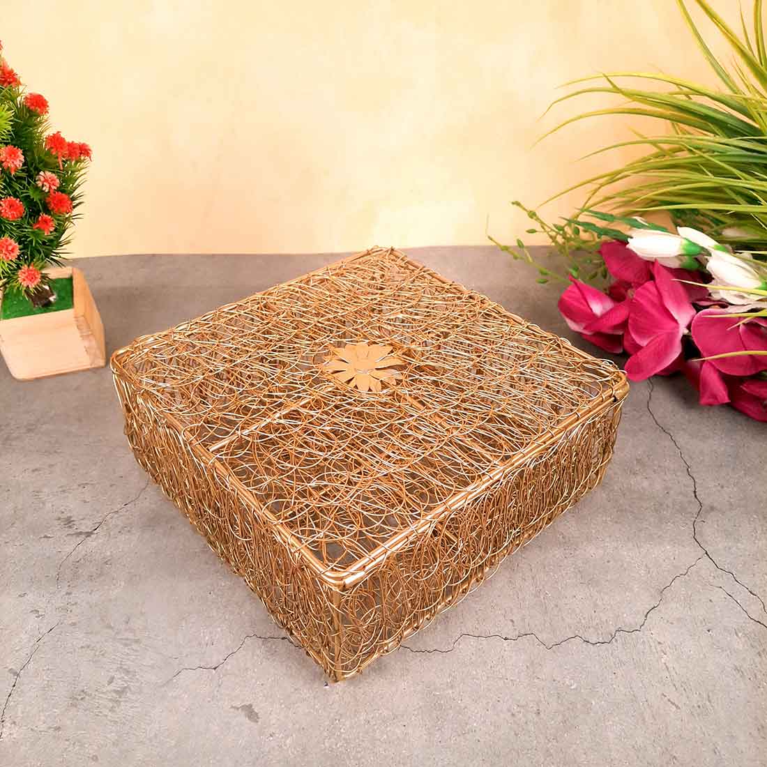 Mesh Wire Box With Lid | Multipurpose Golden Box - For Home Decor, Wedding Gift, Shagun Basket - 9 Inch Apkamart