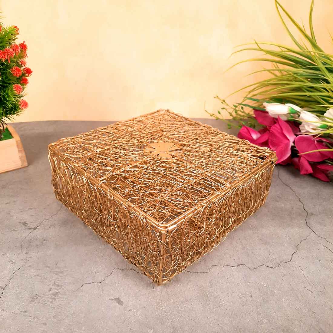 Mesh Wire Box With Lid | Multipurpose Golden Box - For Home Decor, Wedding Gift, Shagun Basket - 9 Inch Apkamart