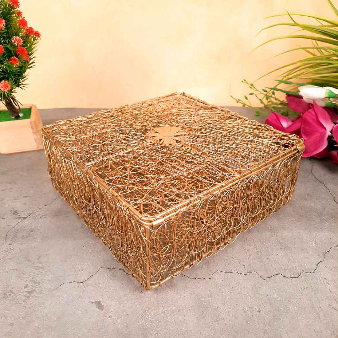 Mesh Wire Box With Lid | Multipurpose Golden Box - For Home Decor, Wedding Gift, Shagun Basket - 9 Inch Apkamart
