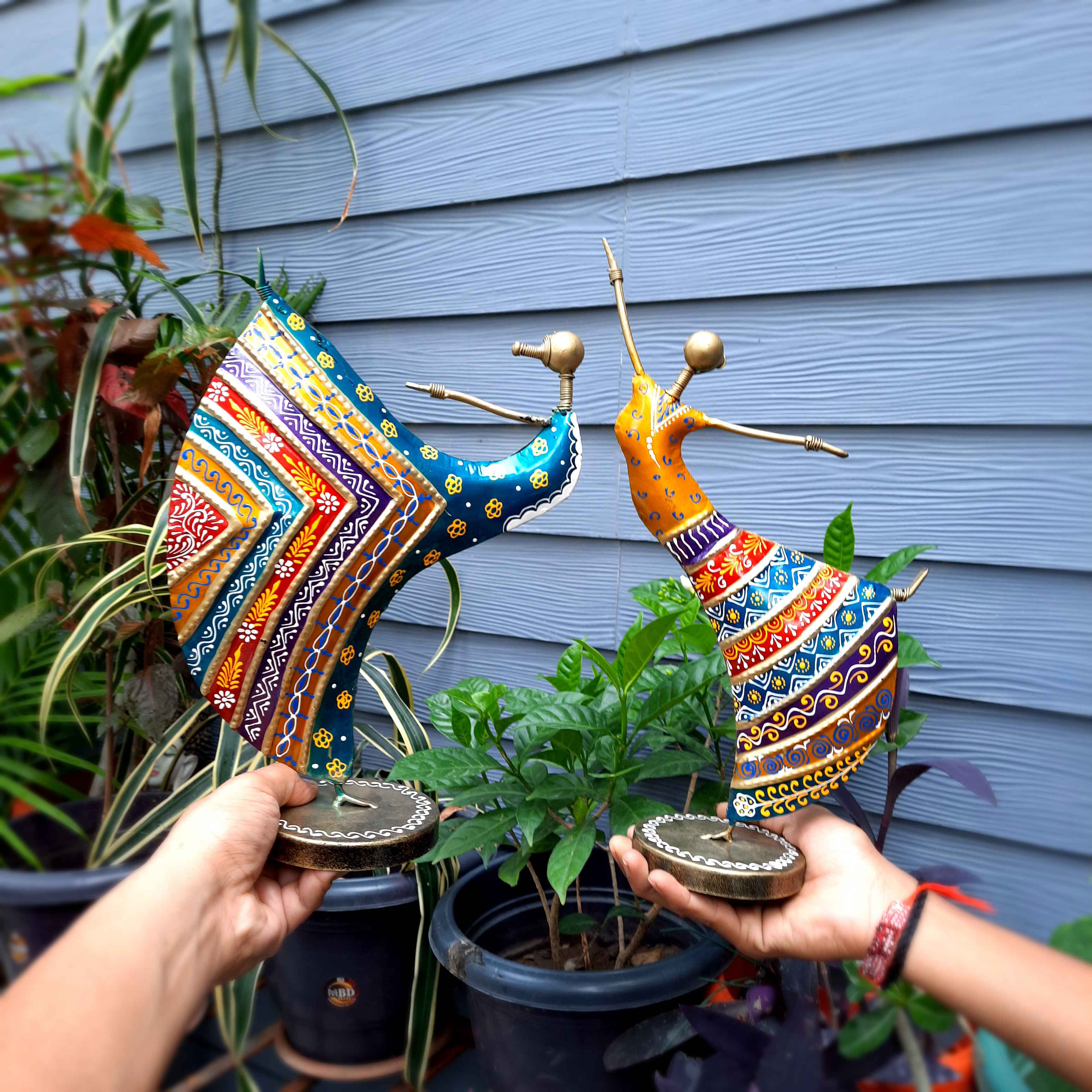 Dancing Lady - Female Figurines - for Side Table Decoration - 16 Inch - Set of 2 - Apkamart #Style_Design 1