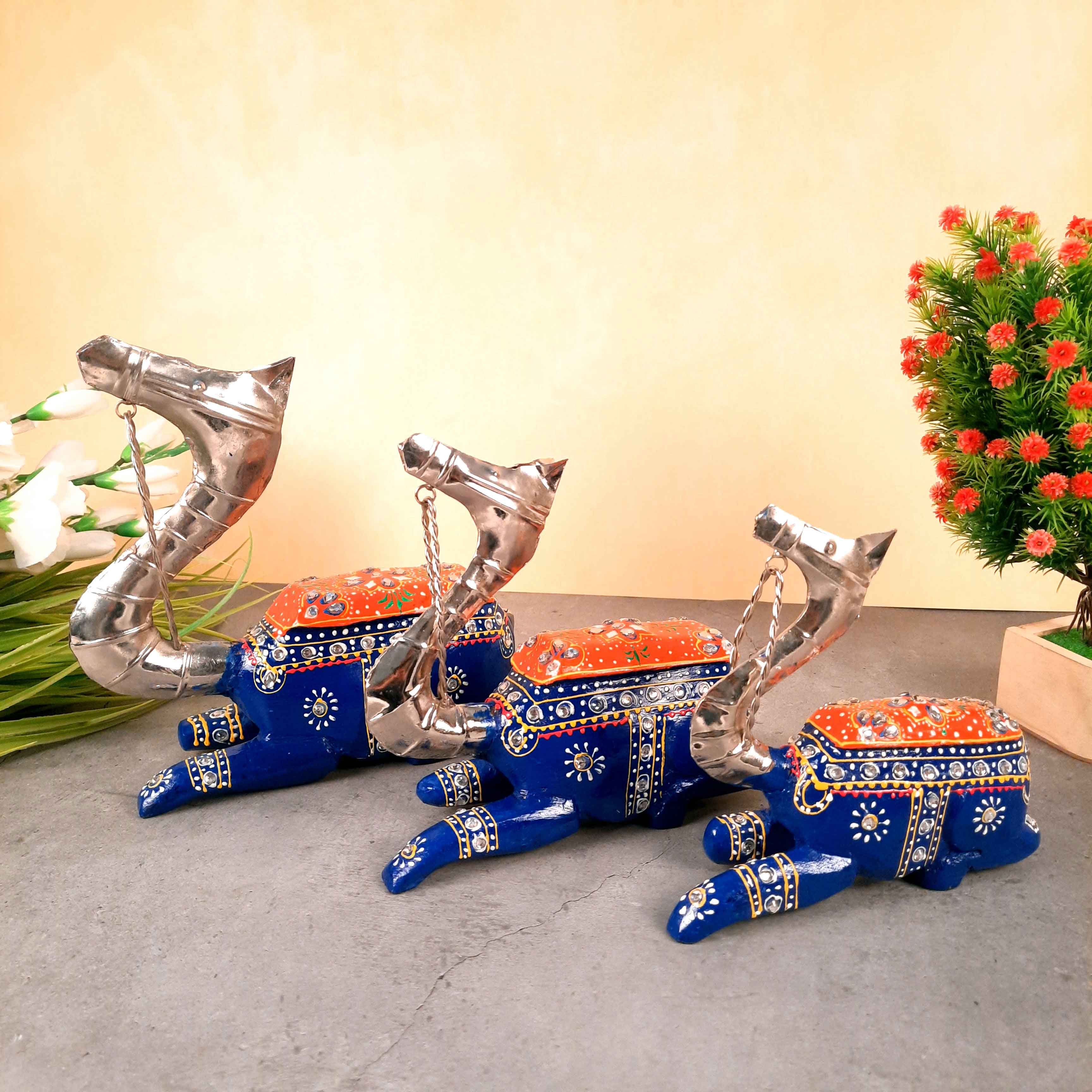 Camel Showpiece - For Home, Living Room & Table Decor - 9 Inch - Set of 3