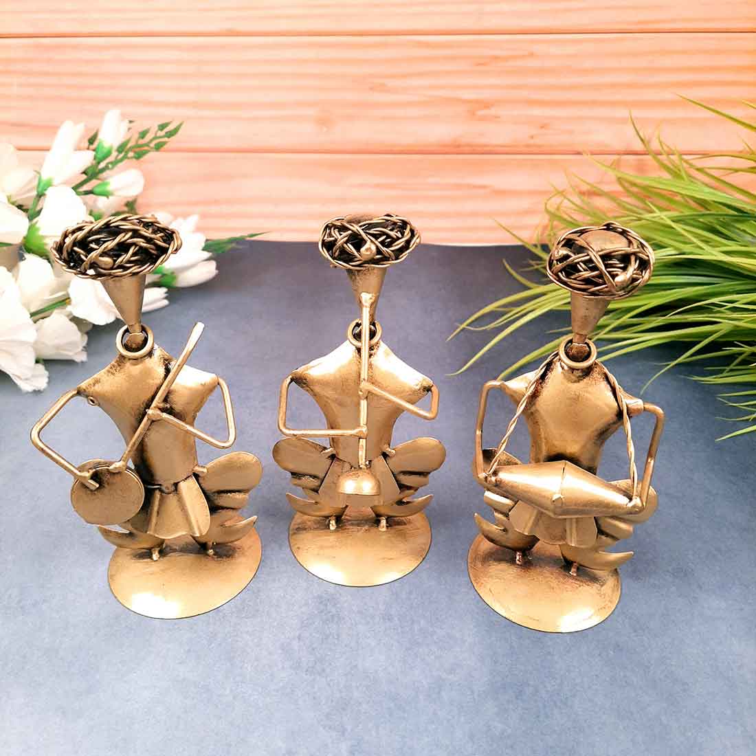 Musician Showpiece - Metal Figurines - For Table Decor & Living Room - 7 Inch - Apkamart