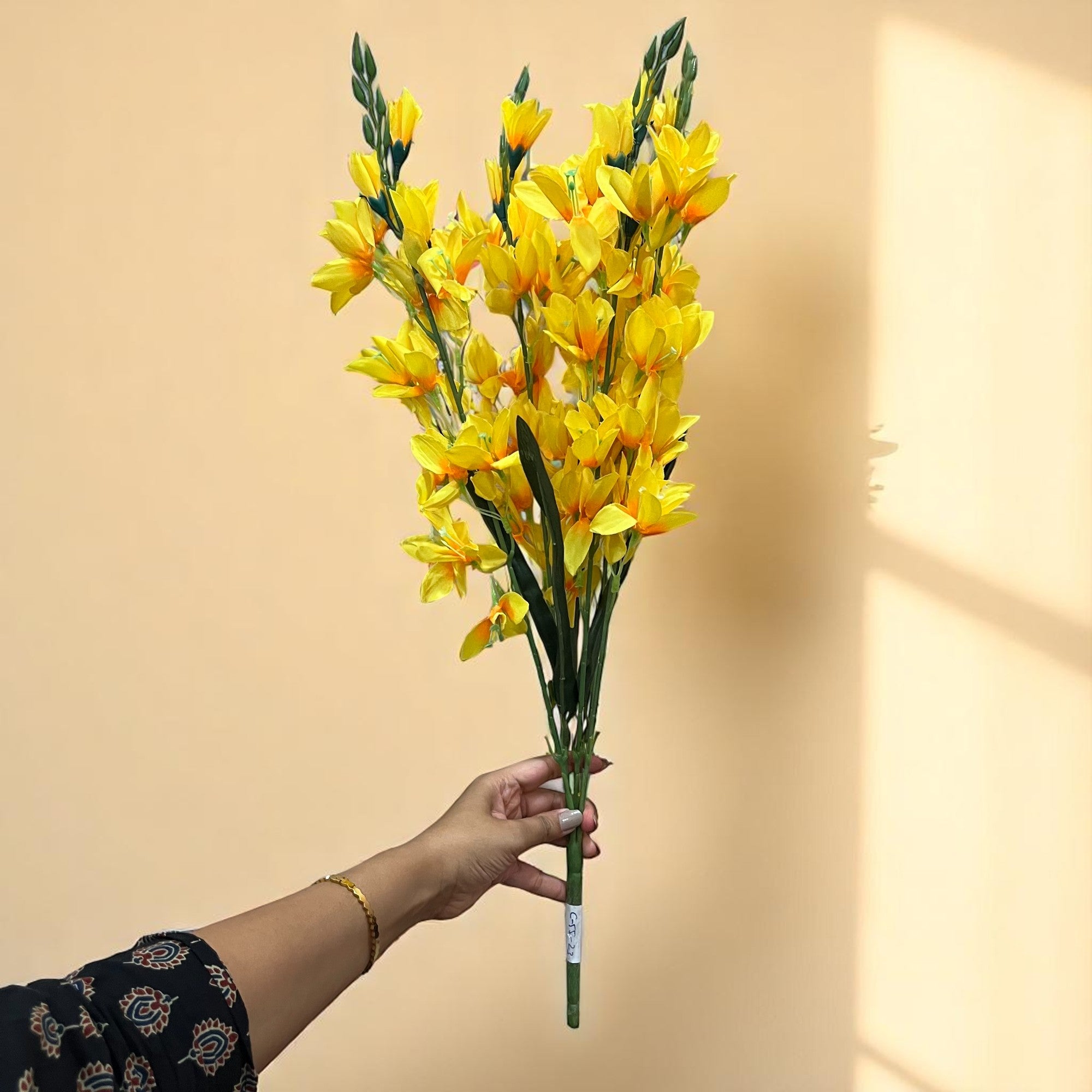 Artificial Flowers Gladiolus Bunches for Vase Pot | Faux Flowers Stem - for Home Decor Living Room Side Table - 26 Inch - Apkamart #Colour_Yellow