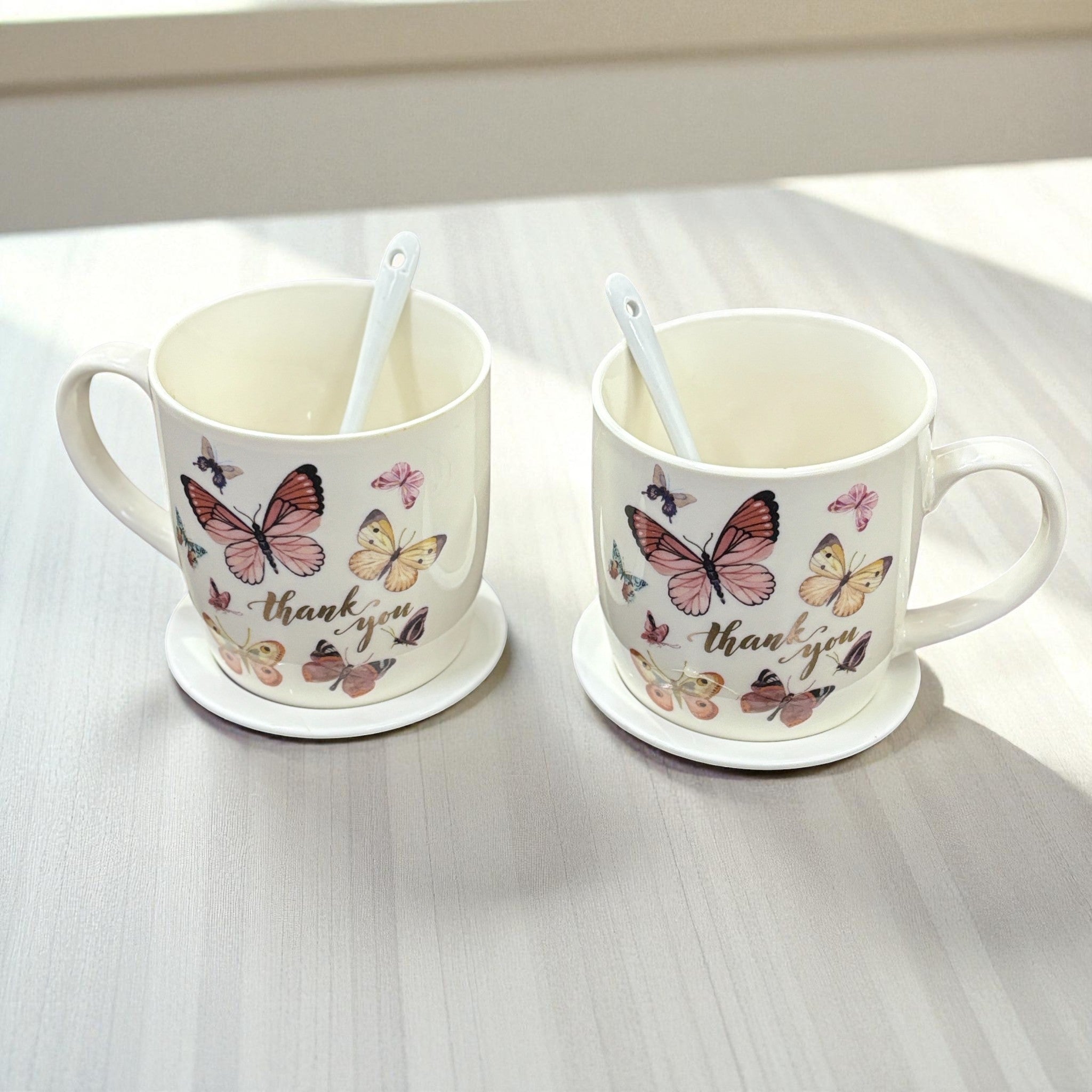 Coffee Mug Set of 2 with Lid and Spoon | Stylish Ceramic Cup Set for Coffee, Tea, Milk & Hot Drinks | Premium Gift Set for Home, Office & Gifting - 350ml - Apkamart