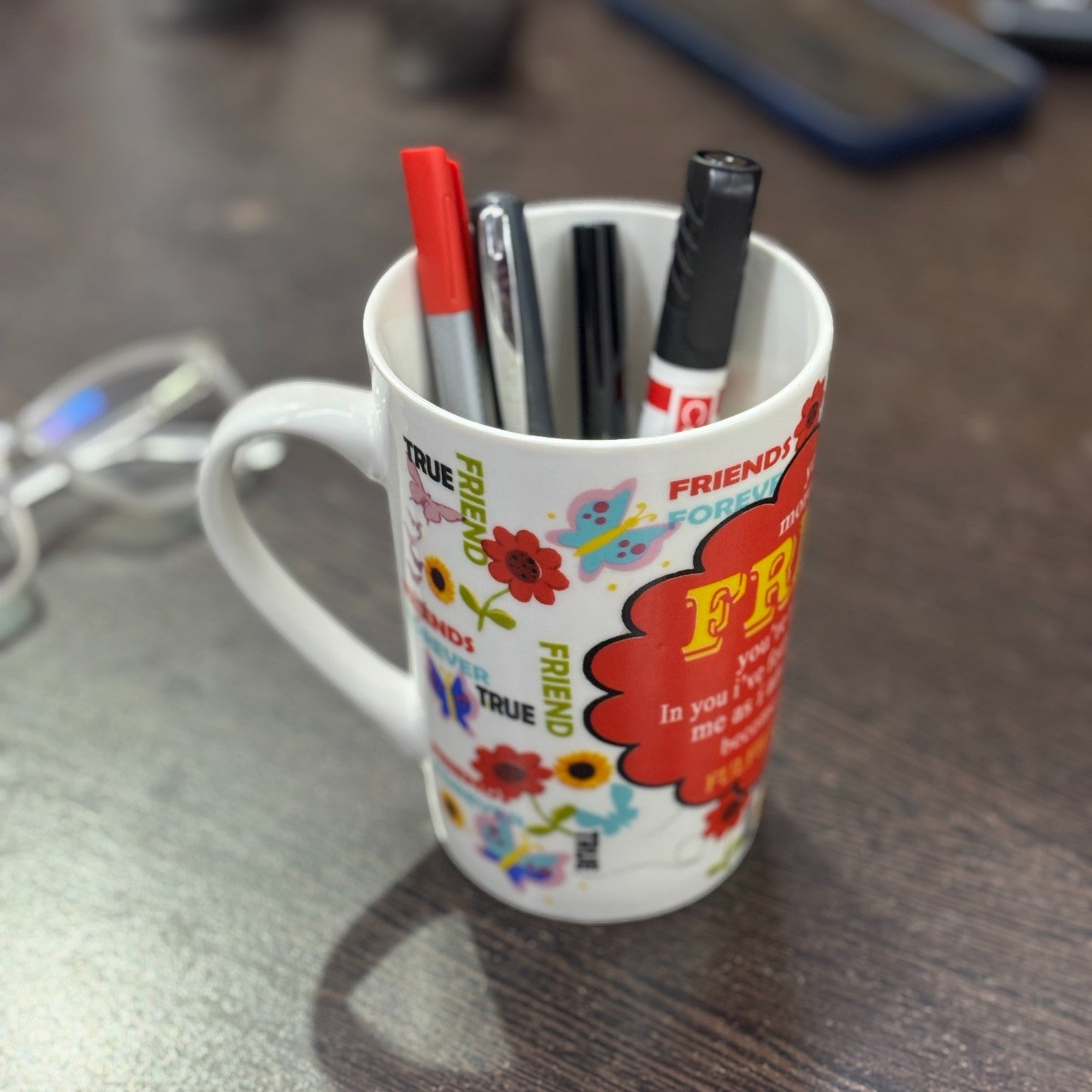 Ceramic Coffee Mug Friends Design | Premium Handcrafted Mug for Tea, Coffee & Milk | Stylish & Durable Ceramic Cup for Office, Home & Gifting - 400ml - Apkamart