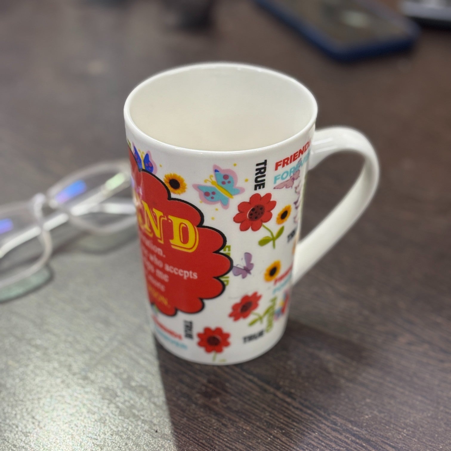 Ceramic Coffee Mug Friends Design | Premium Handcrafted Mug for Tea, Coffee & Milk | Stylish & Durable Ceramic Cup for Office, Home & Gifting - 400ml - Apkamart