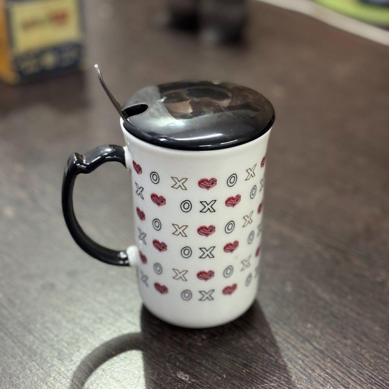 Coffee Mug with Spoon | Kiss Me Design | Premium Tea & Coffee Cup Set for Home & Office | Stylish Ceramic Mug with Handle & Spoon for Hot & Cold Beverages - 400ml - Apkamart