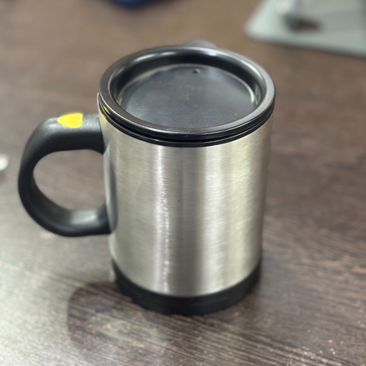 Self-Stirring Coffee Mug with Lid | Automatic Mixing Mug with Battery Operation | Portable Stainless Steel Mug for Coffee, Milk & Beverages – Spill-Proof - 400ml - Apkamart