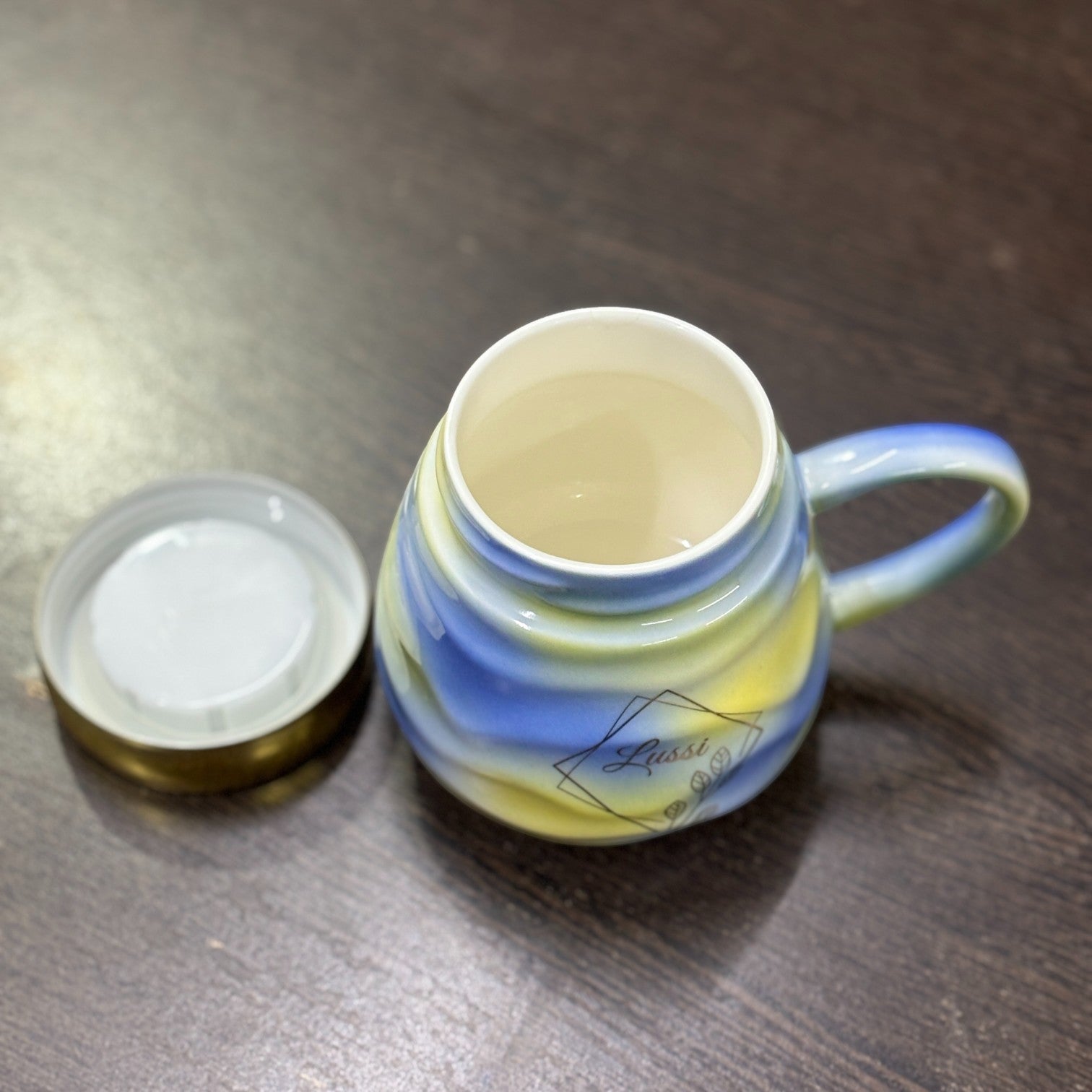 Ceramic Coffee Mug With Golden Lid | Premium Handcrafted Mug for Tea, Coffee & Milk | Stylish & Durable Ceramic Cup for Office, Home & Gifting - 350ml - Apkamart