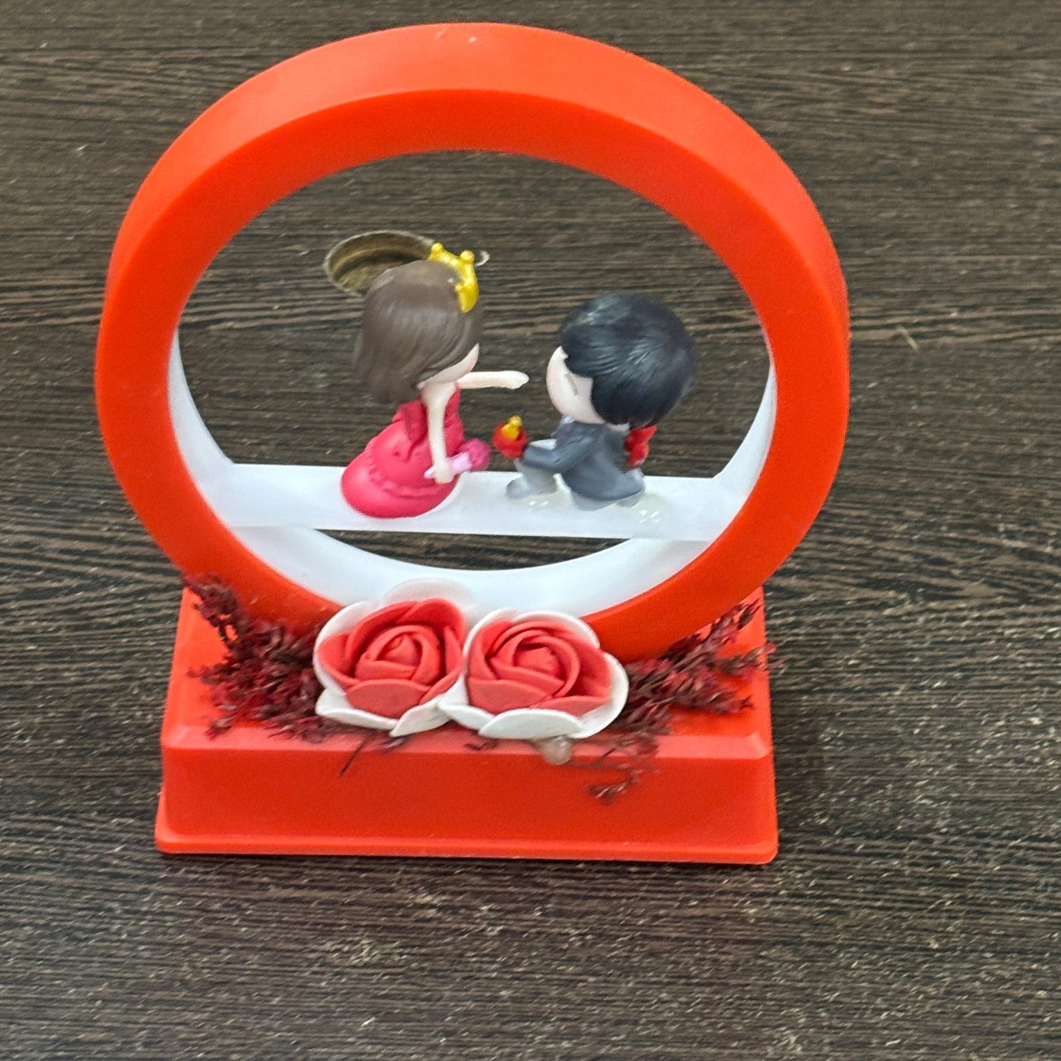 Couple Showpiece | Romantic Love Figurine | Decorative Plastic Sculpture for Home Decor, Bedroom & Living Room | Perfect Gift for Valentine, Anniversary & Wedding - 7 Inch - Apkamart