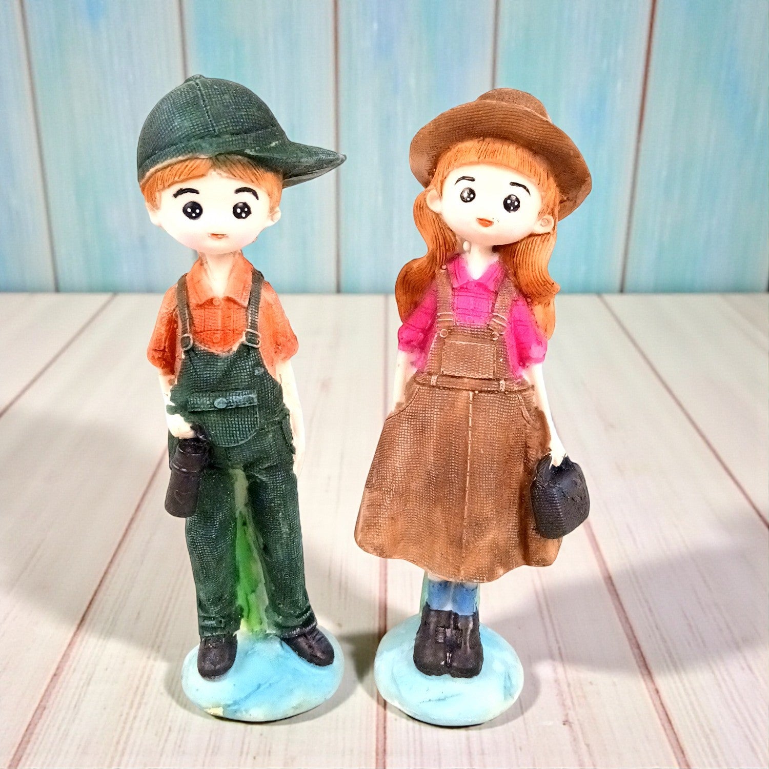 Romantic Couple Showpiece Set | Love Figurine Decorative Sculpture for Home Decor & Living Room | Romantic Figurine for Living Room, Bedroom & Gifting - 7 Inch (Set of 2) - Apkamart