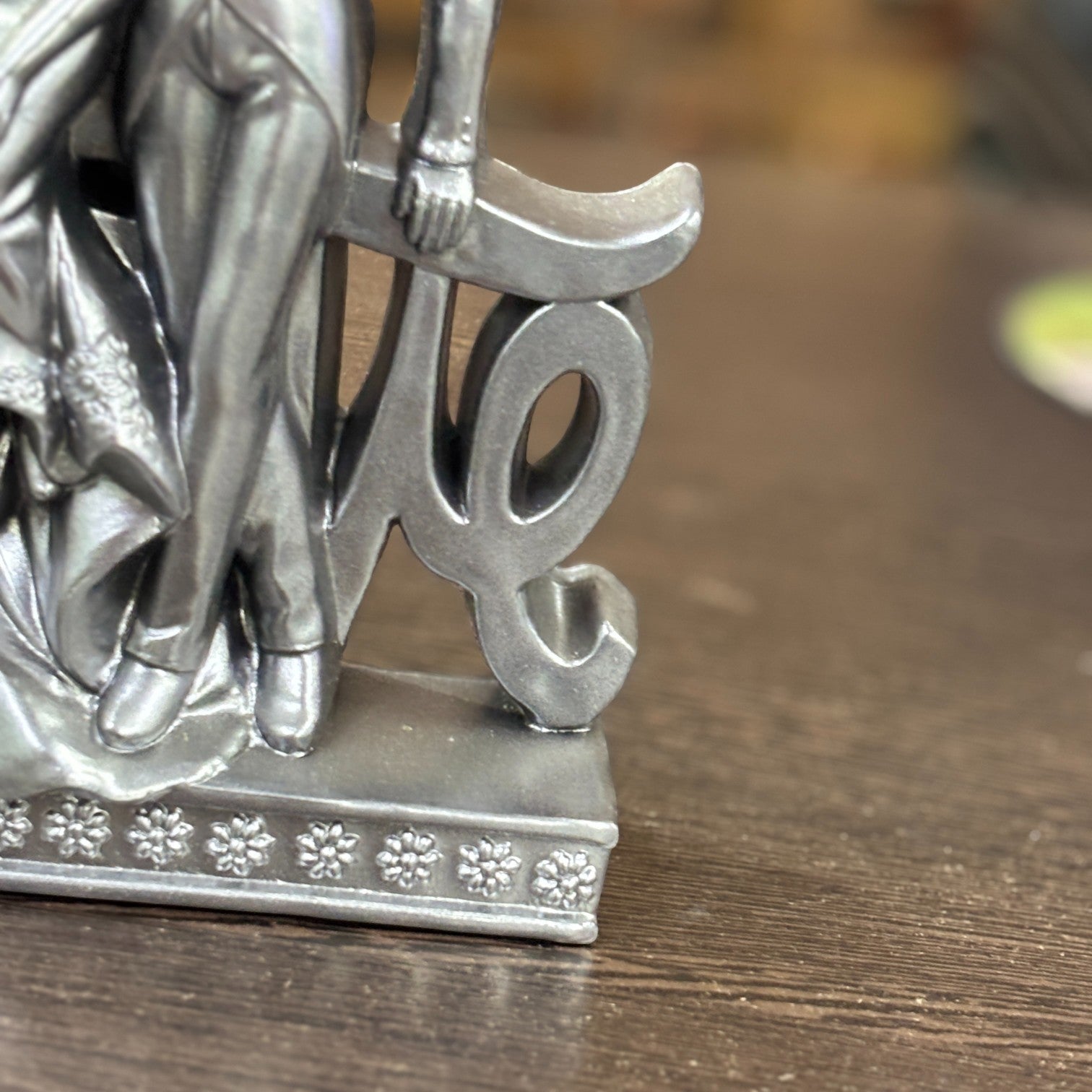 Romantic Couple Showpiece | Romantic Love Figurine | Decorative Plastic Sculpture for Home Decor & Living Room | Perfect Gift for Valentine, Anniversary & Wedding - 9 Inch - Apkamart