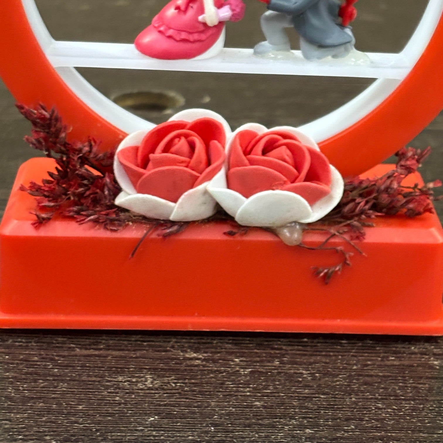 Couple Showpiece | Romantic Love Figurine | Decorative Plastic Sculpture for Home Decor, Bedroom & Living Room | Perfect Gift for Valentine, Anniversary & Wedding - 7 Inch - Apkamart