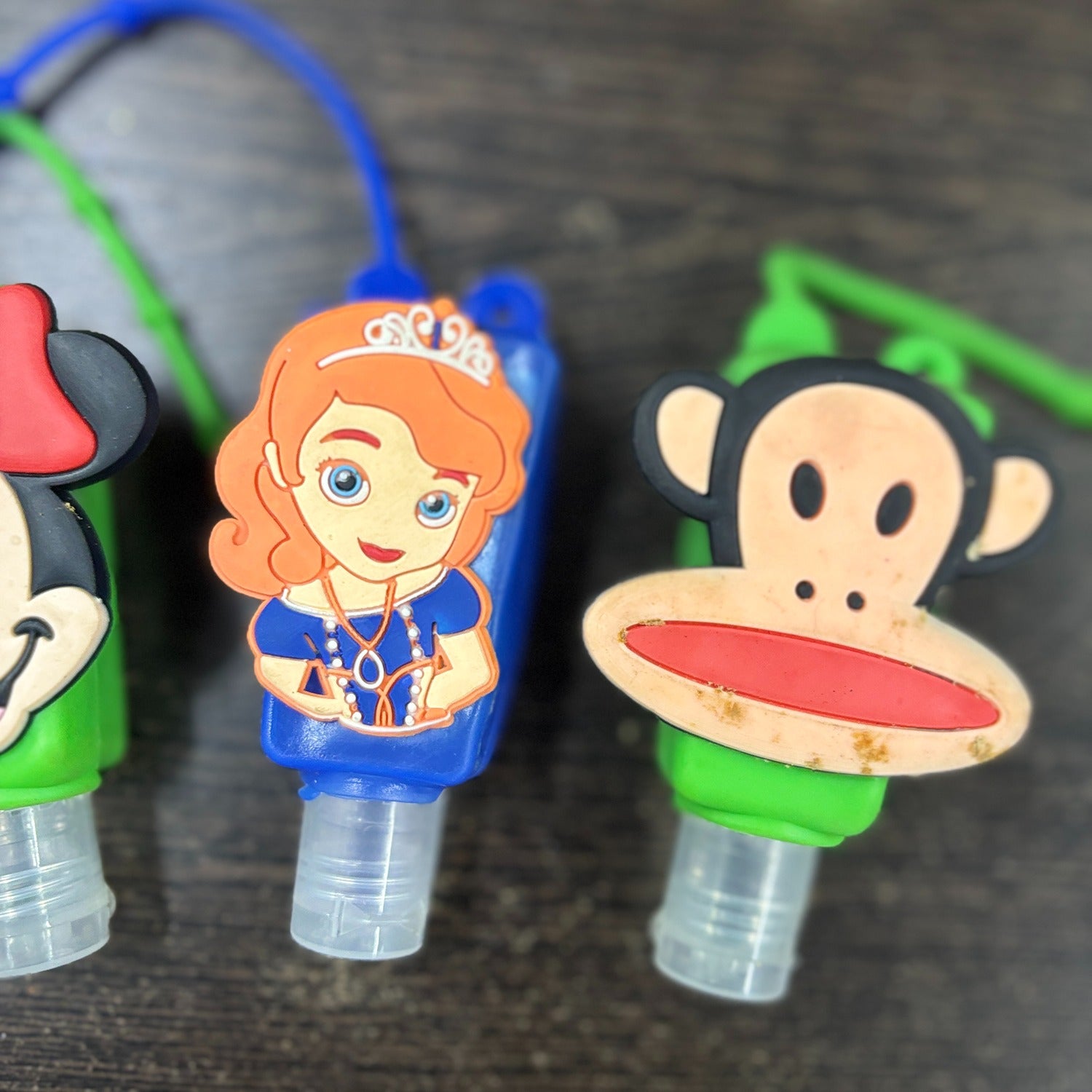 Gel Hand Sanitizer Refillable Portable Mini Silicone Case Carrier for Kids Detachable Protective Flip Cap Travel Bottle