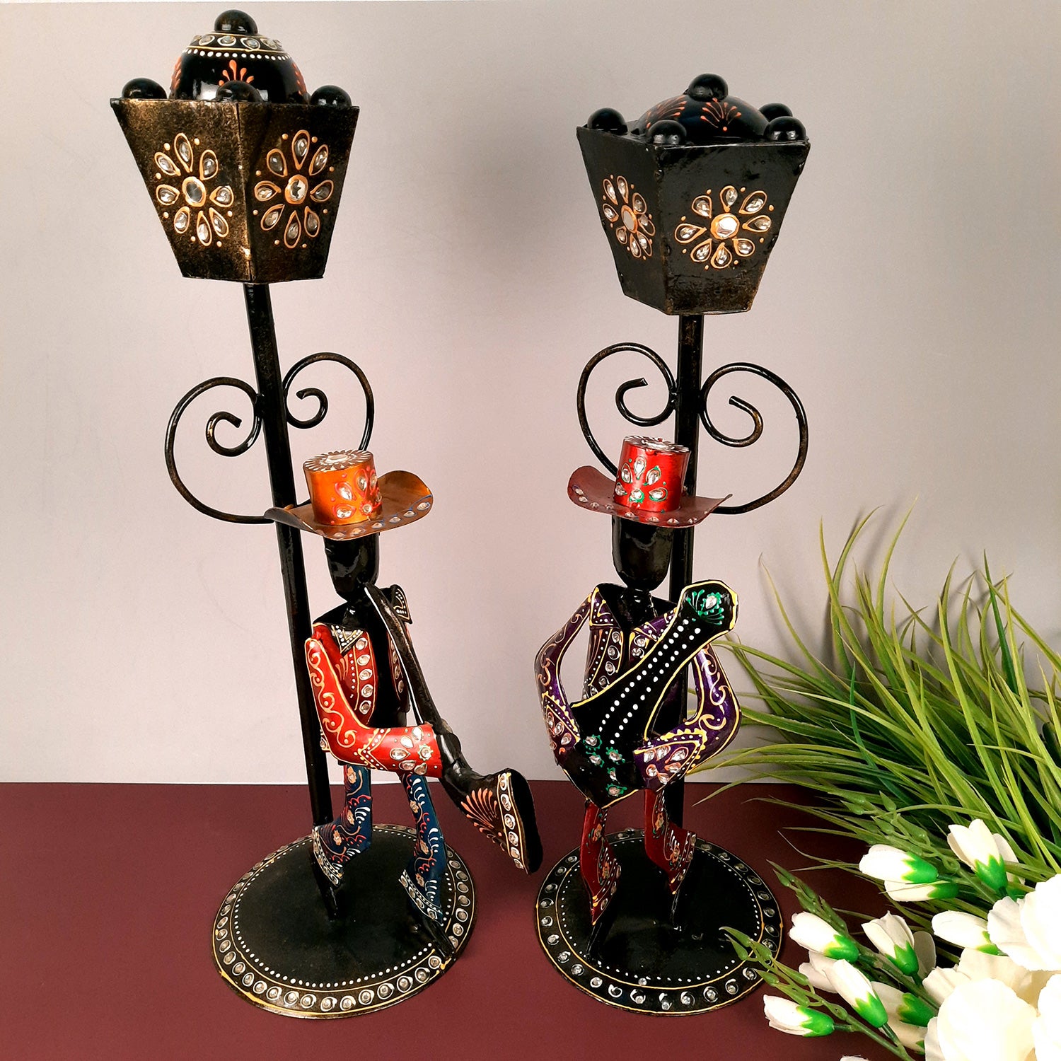 Showpiece Set - Musician Playing Musical Instrument Under Lamp Post | Handicraft Figurines With Kundan Work - For Table, Living Room, Bedroom & TV Unit | Big Show Piece For Office Desk & Gifts- 22 Inch (Set of 2) - apkamart