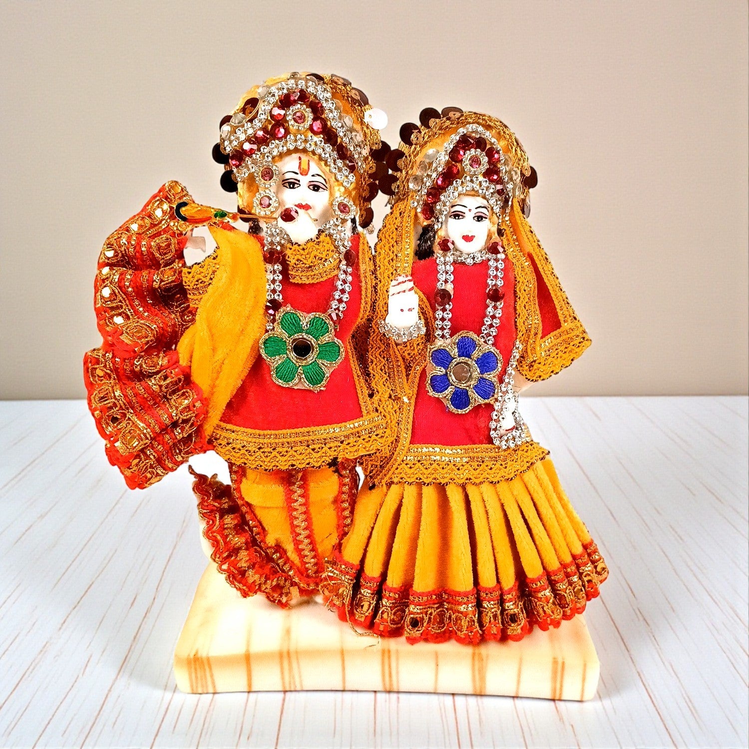Radha Krishna Statue | Radhe Krishna Idol for Home, Pooja Room & Vastu | Religious Table Decor & Diwali Gift - 8 Inch - Apkamart