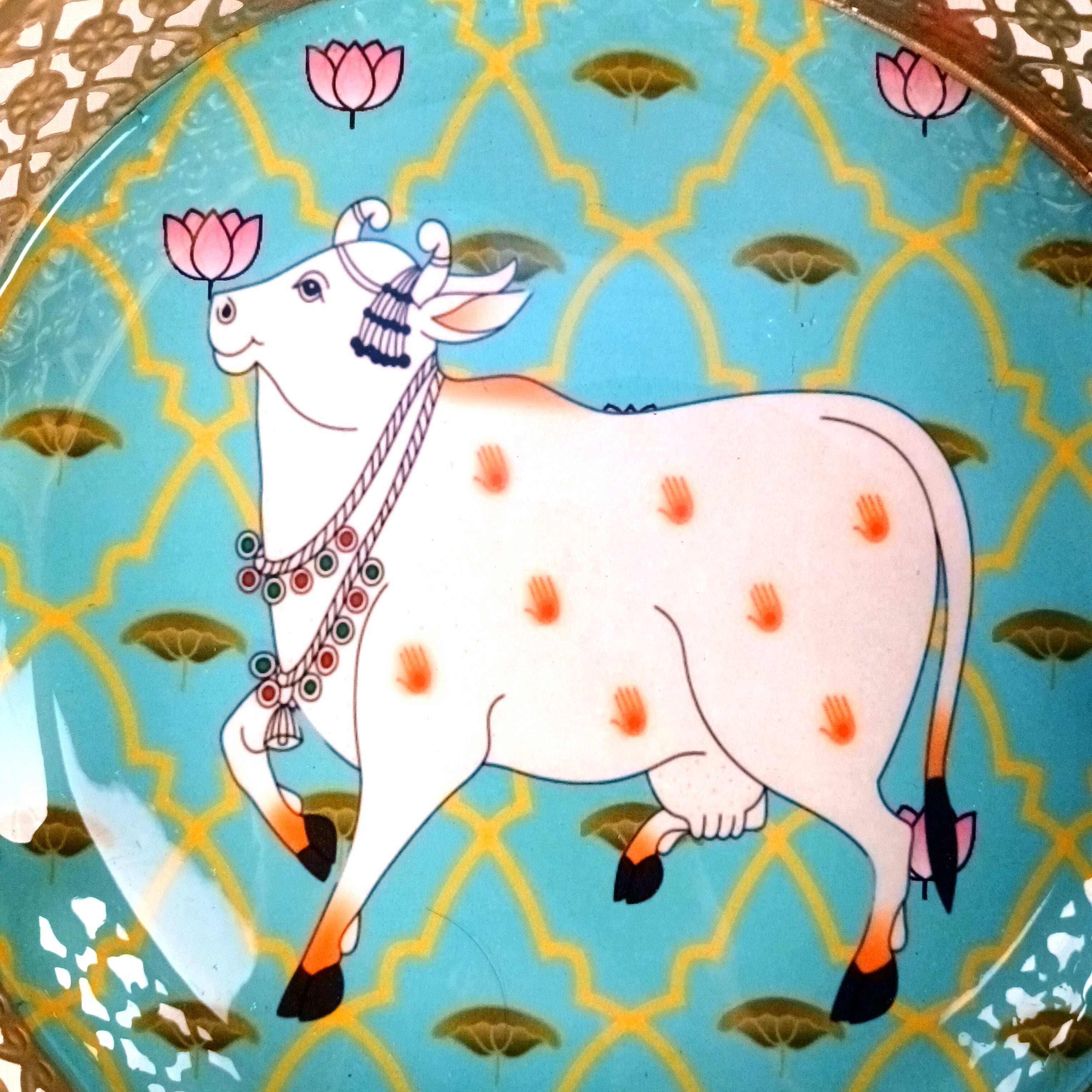 Round Serving Tray Set | Tray for Kitchen & Home Decor | Decorative Handicraft Tray | Beautiful Diwali Gift | Elegant Tray Set for Dining- 10 Inch (Set Of 2) - Apkamart