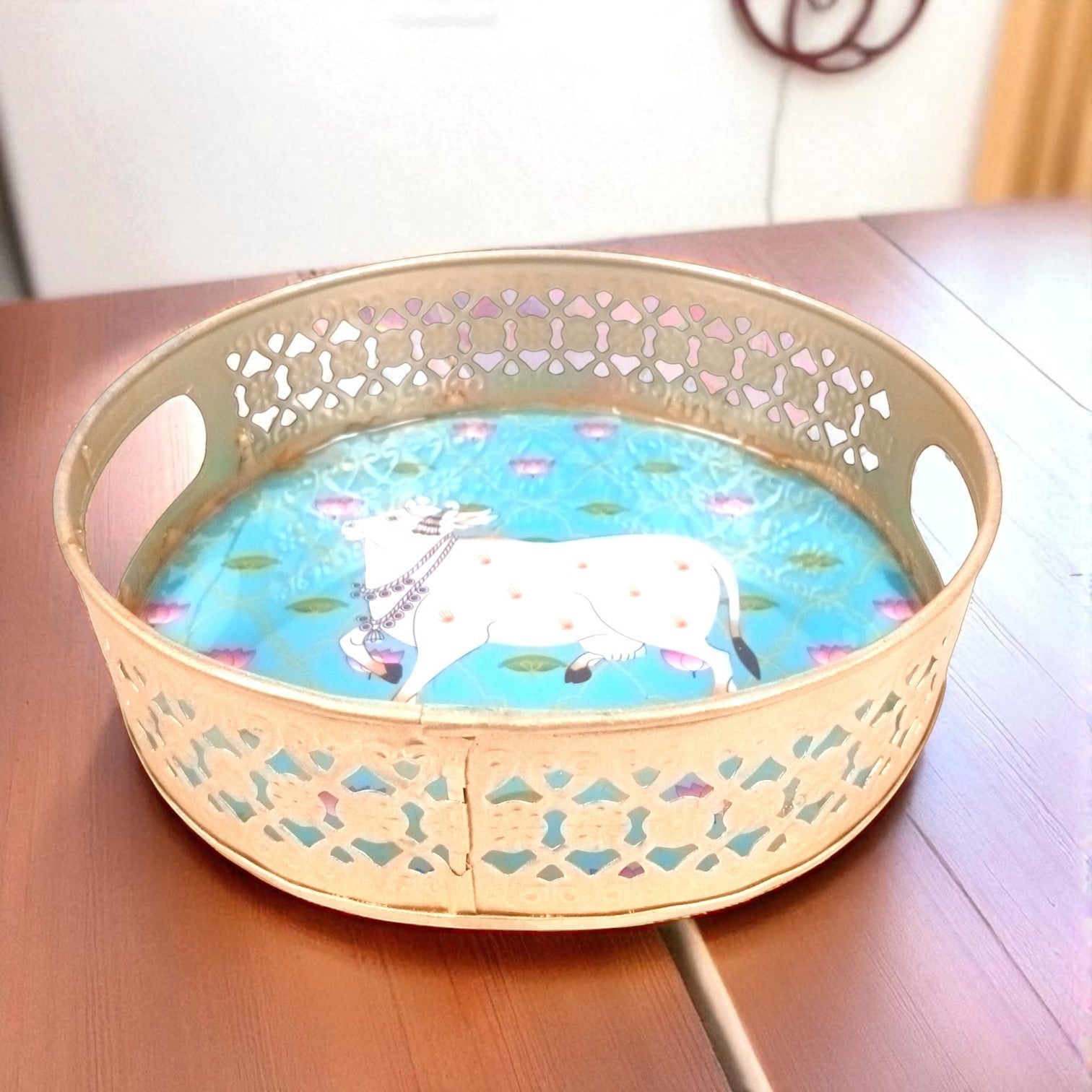 Pichwai Art Round Metal Tray | Decorative Metal Serving Tray for Home, Kitchen & Table Décor | Traditional Handmade Round Tray for Festive & Gifting Use - 8 Inch - Apkamart