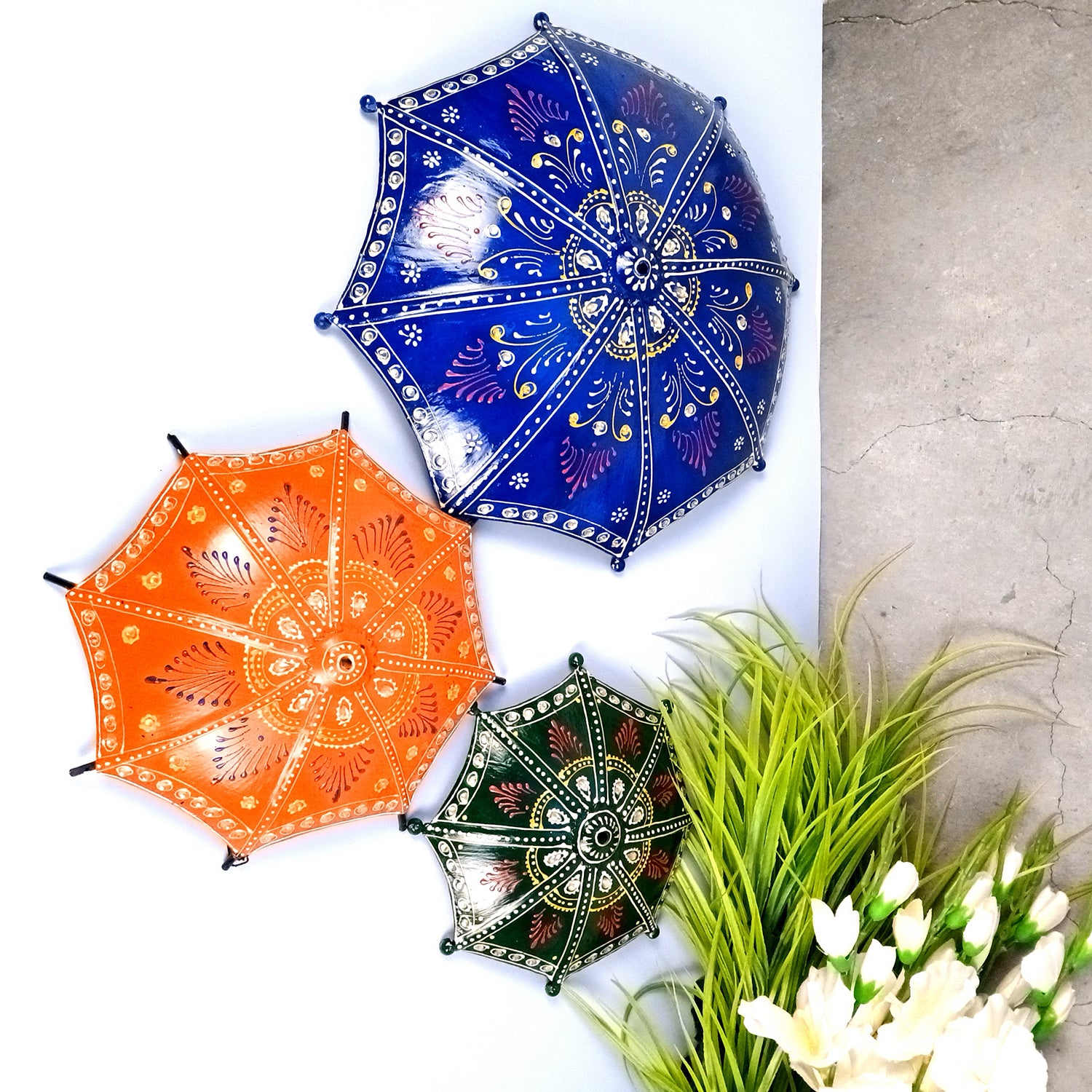 Umbrella Wall Hanging | Metal Wall Decor With Rustic Finish - For Home, Living Room, Balcony, Hotel, Resorts, Restaurants Decor - (Pack of 3) - Apkamart #Style_Design 1