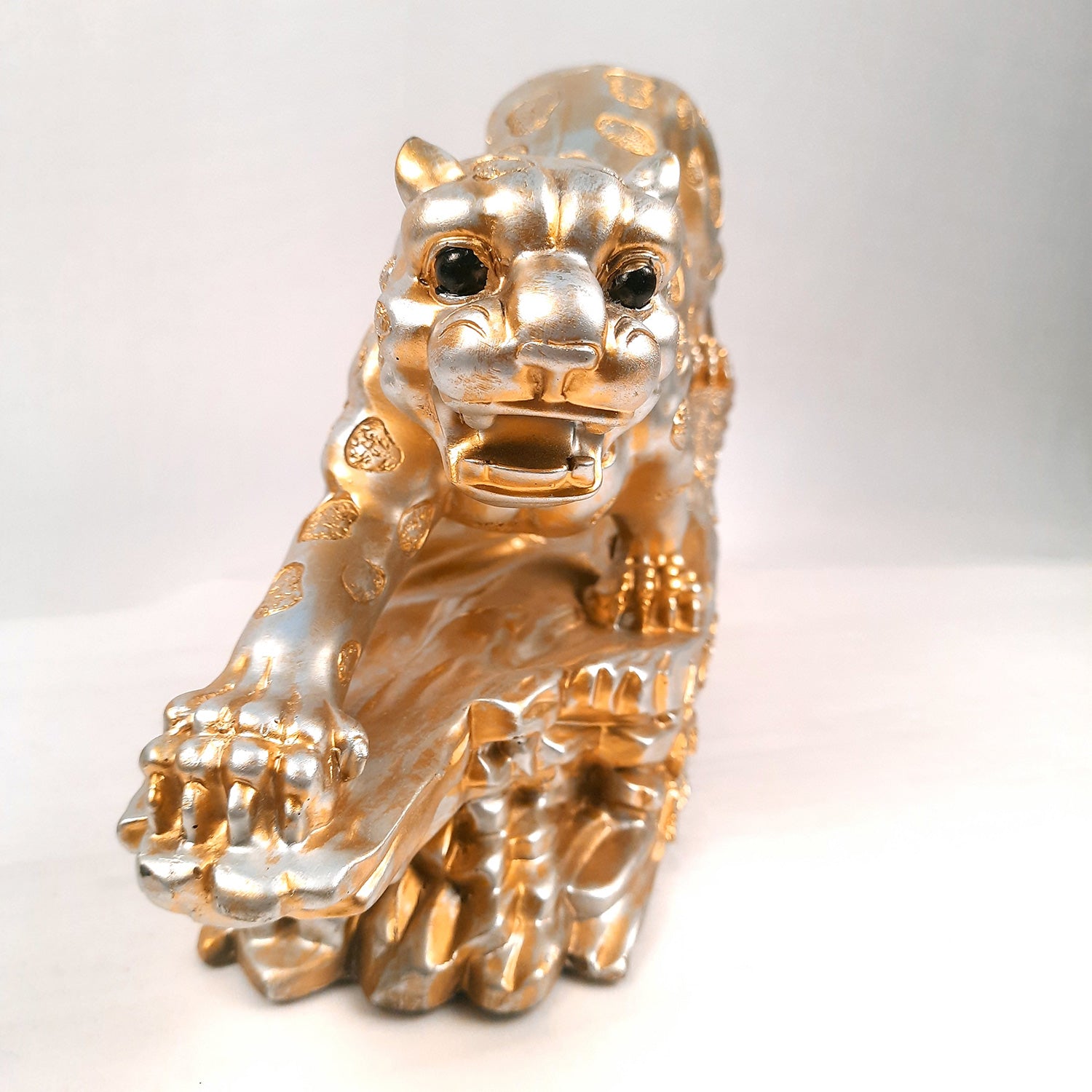 Panther Jaguar Showpiece | Decorative Cheetah Statue | Animal Figurines Sculpture - for Home Decor Living Room Bedroom Table Top Decoration & Gifts - 23 Inch - Apkamart #Color_Golden