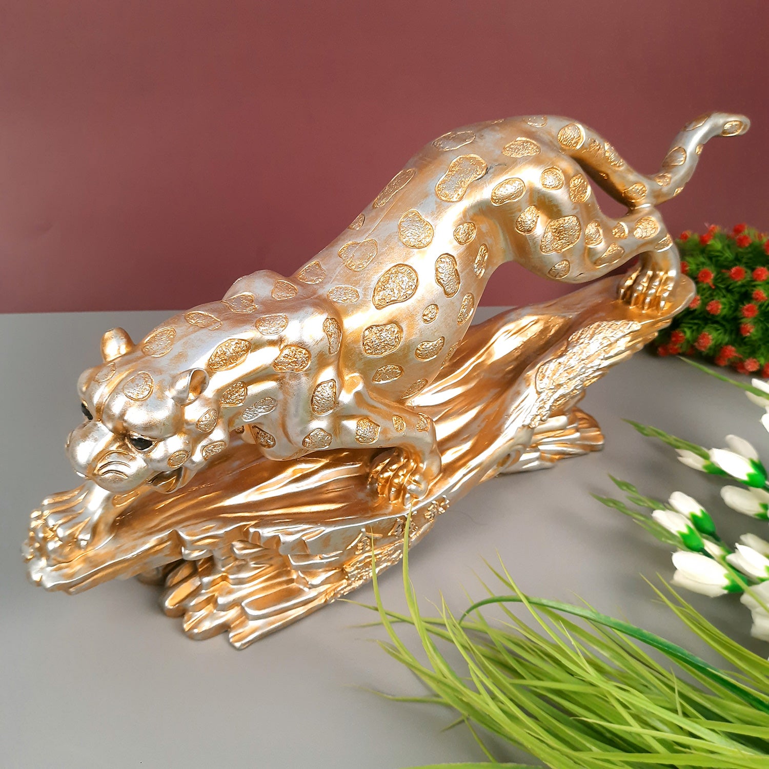 Panther Jaguar Showpiece | Decorative Cheetah Statue | Animal Figurines Sculpture - for Home Decor Living Room Bedroom Table Top Decoration & Gifts - 23 Inch - Apkamart #Color_Golden